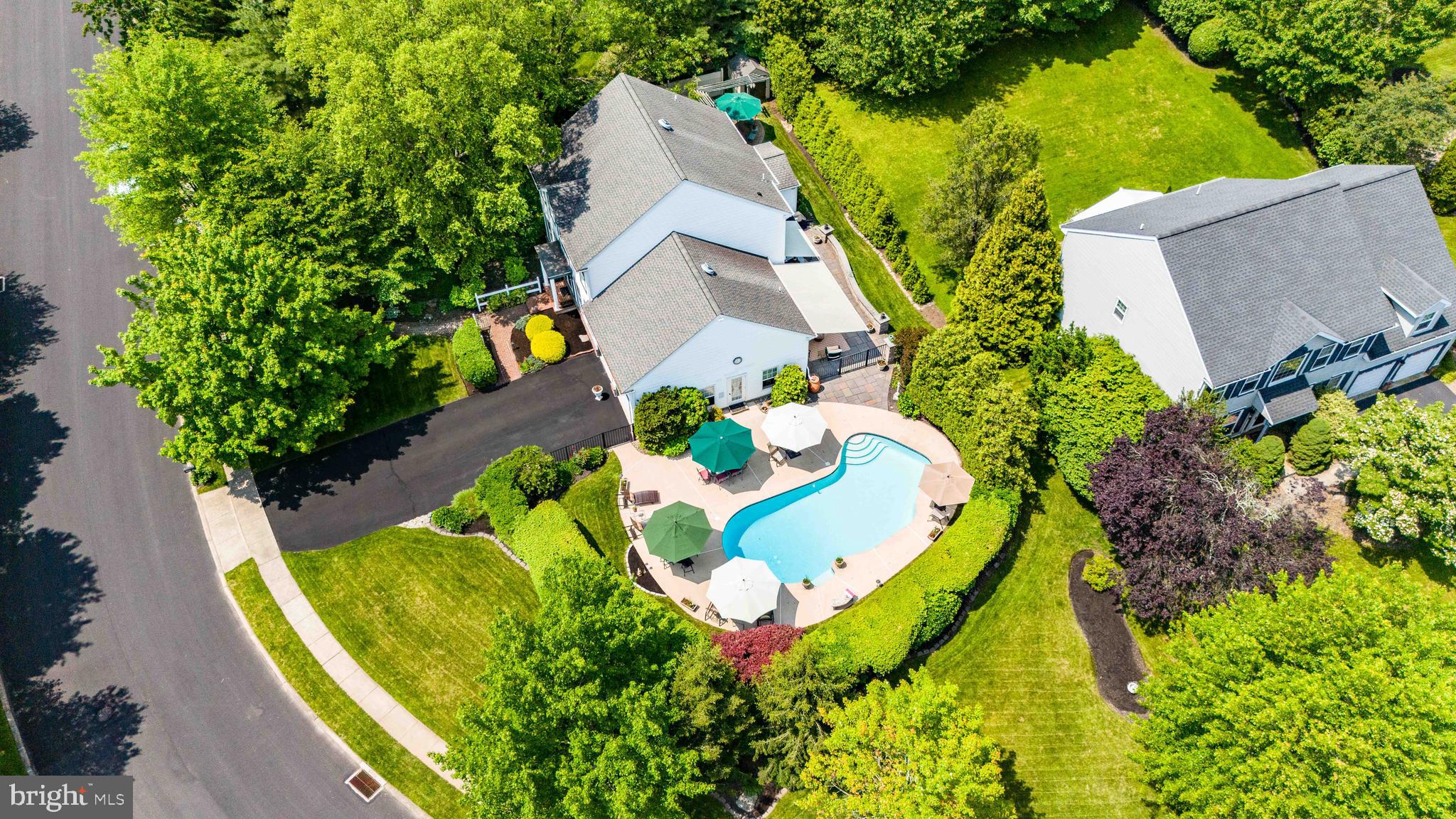 HIDDEN CREEK - Residential