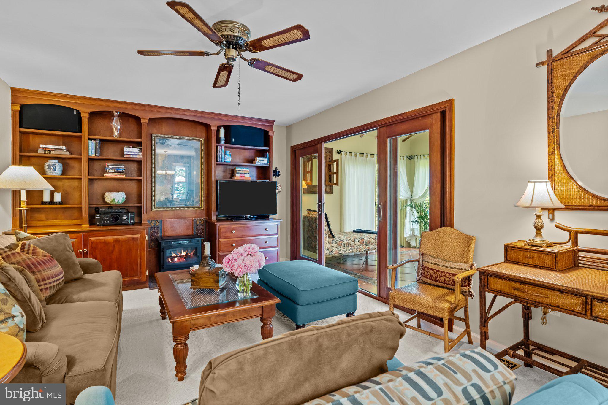 HIDDEN CREEK - Residential