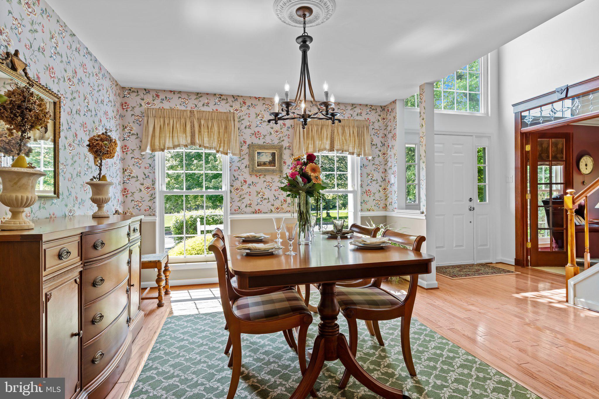 HIDDEN CREEK - Residential