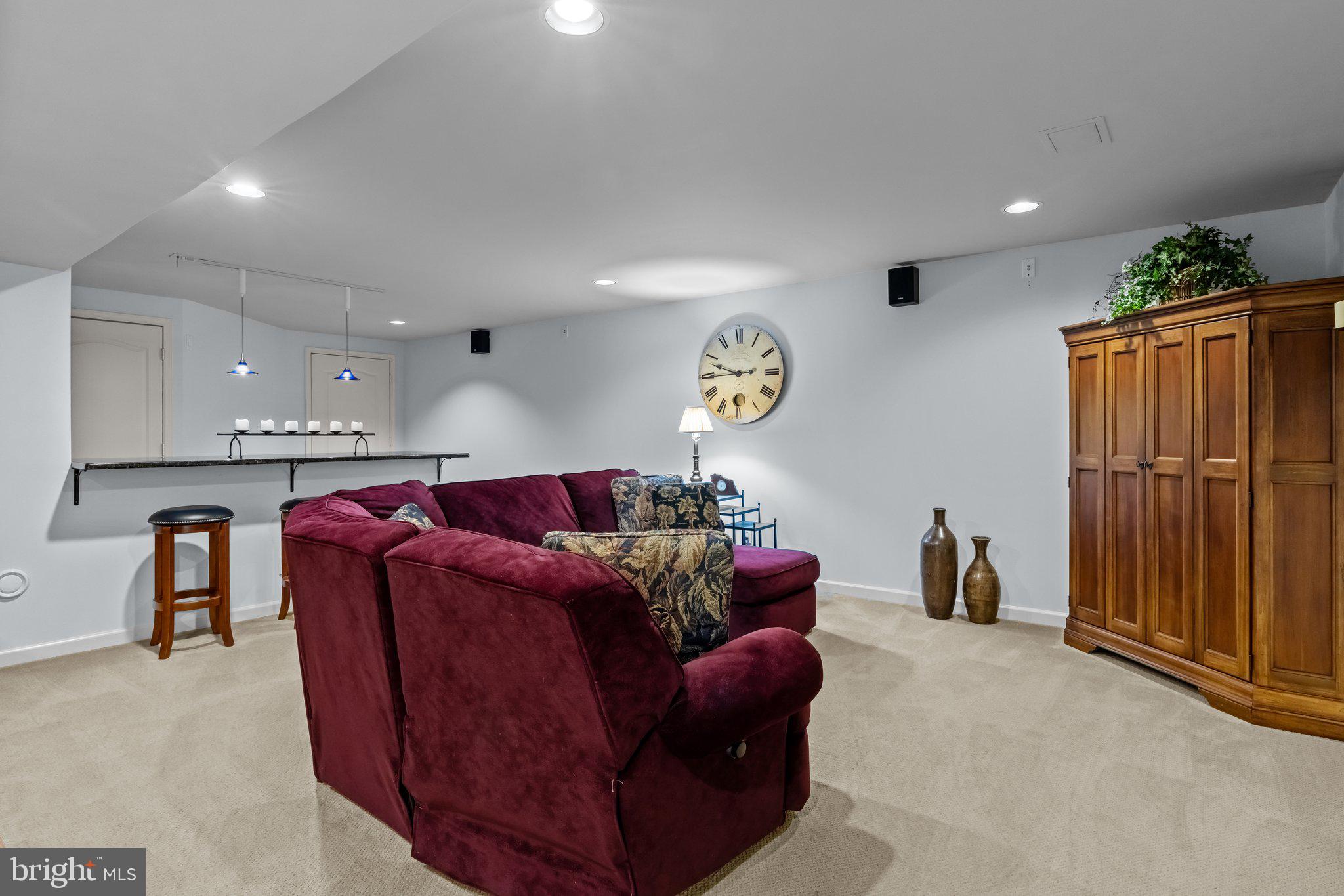 HIDDEN CREEK - Residential