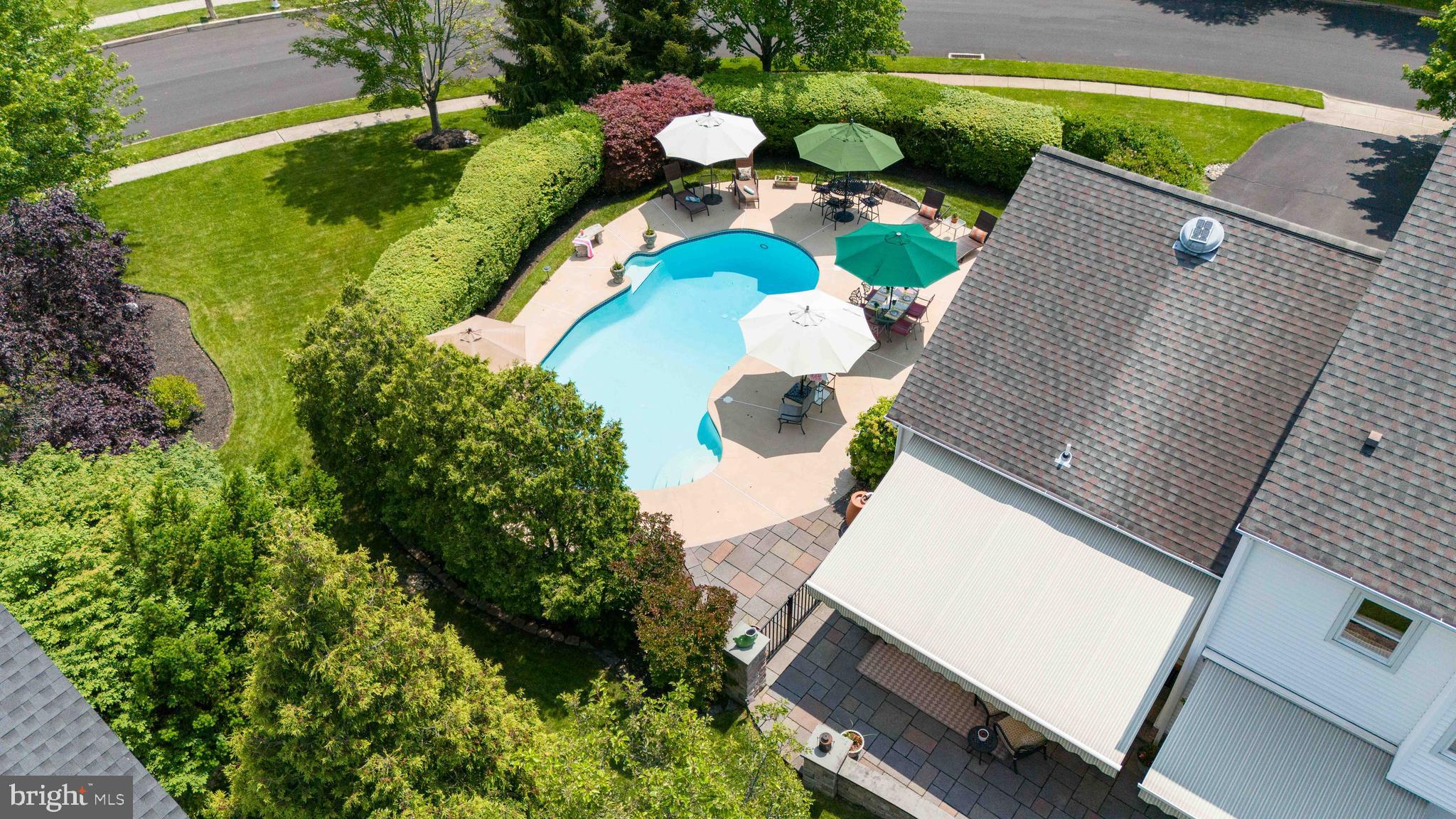 HIDDEN CREEK - Residential