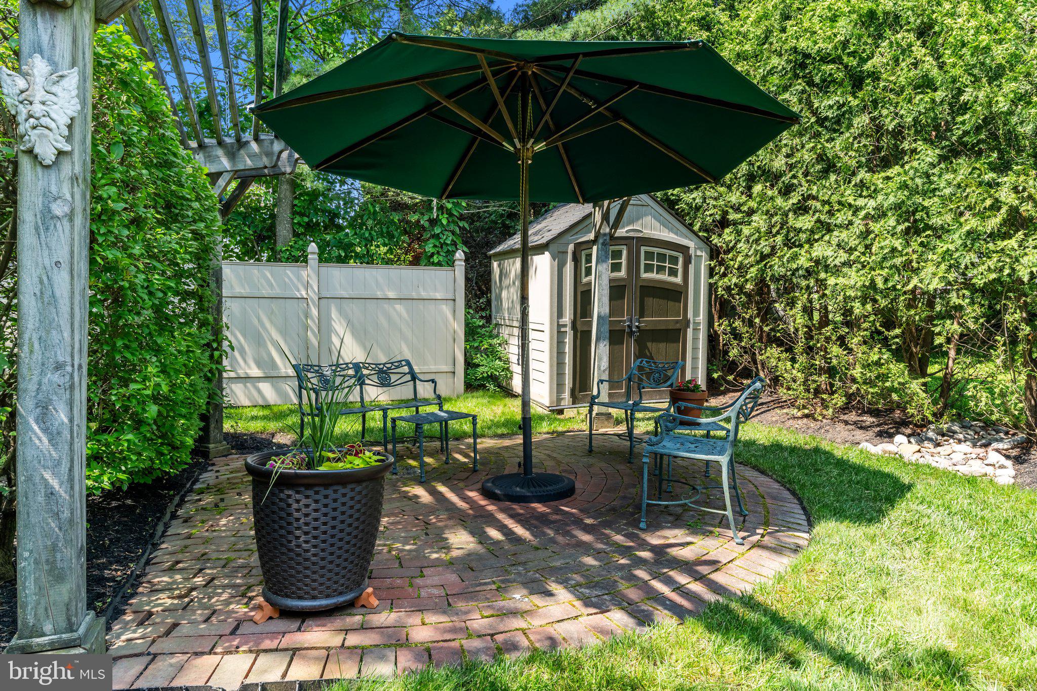 HIDDEN CREEK - Residential