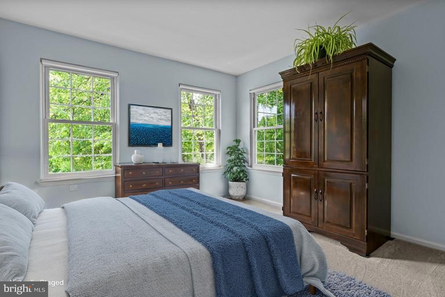 HIDDEN CREEK - Residential