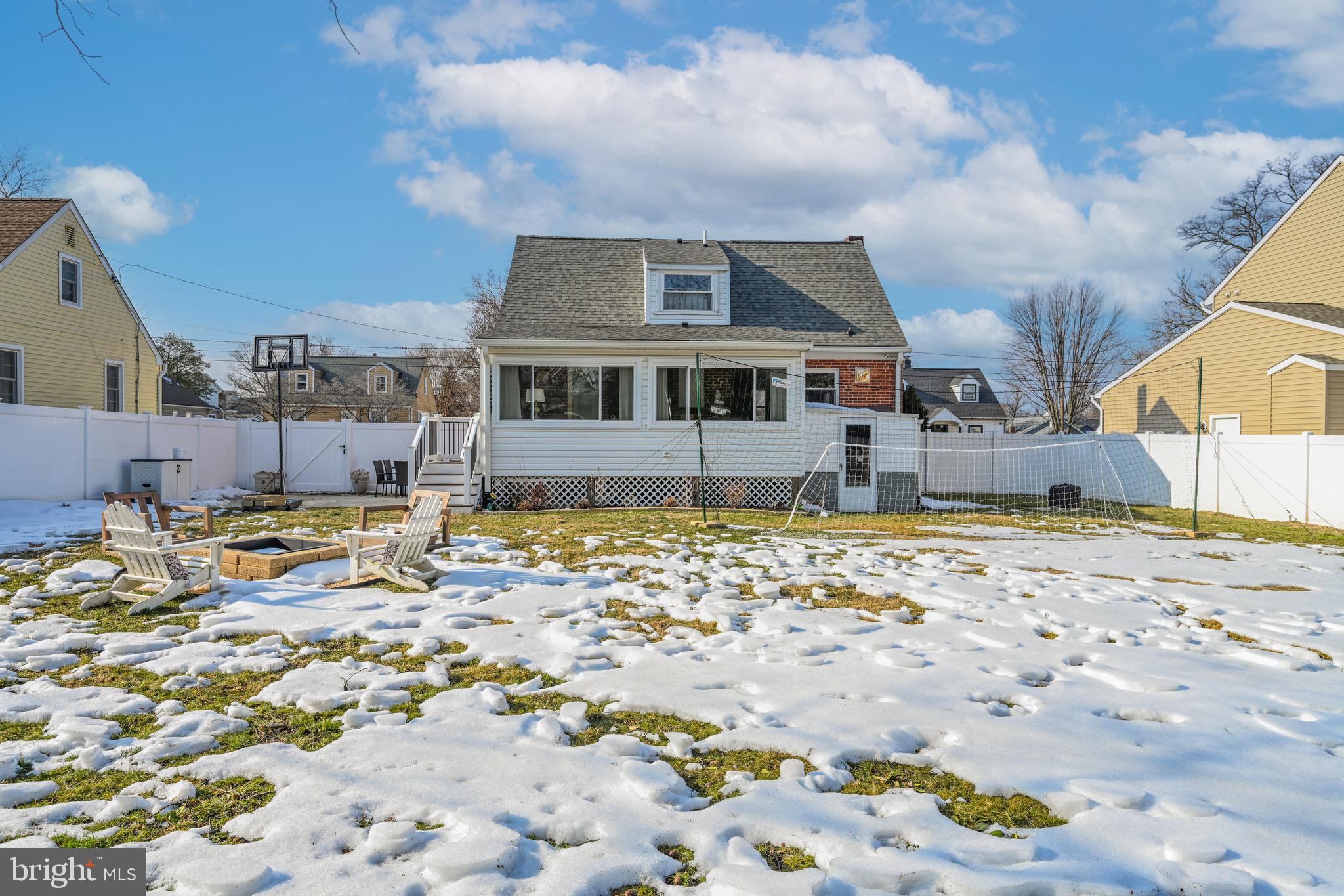 RIVIERA BEACH - Residential