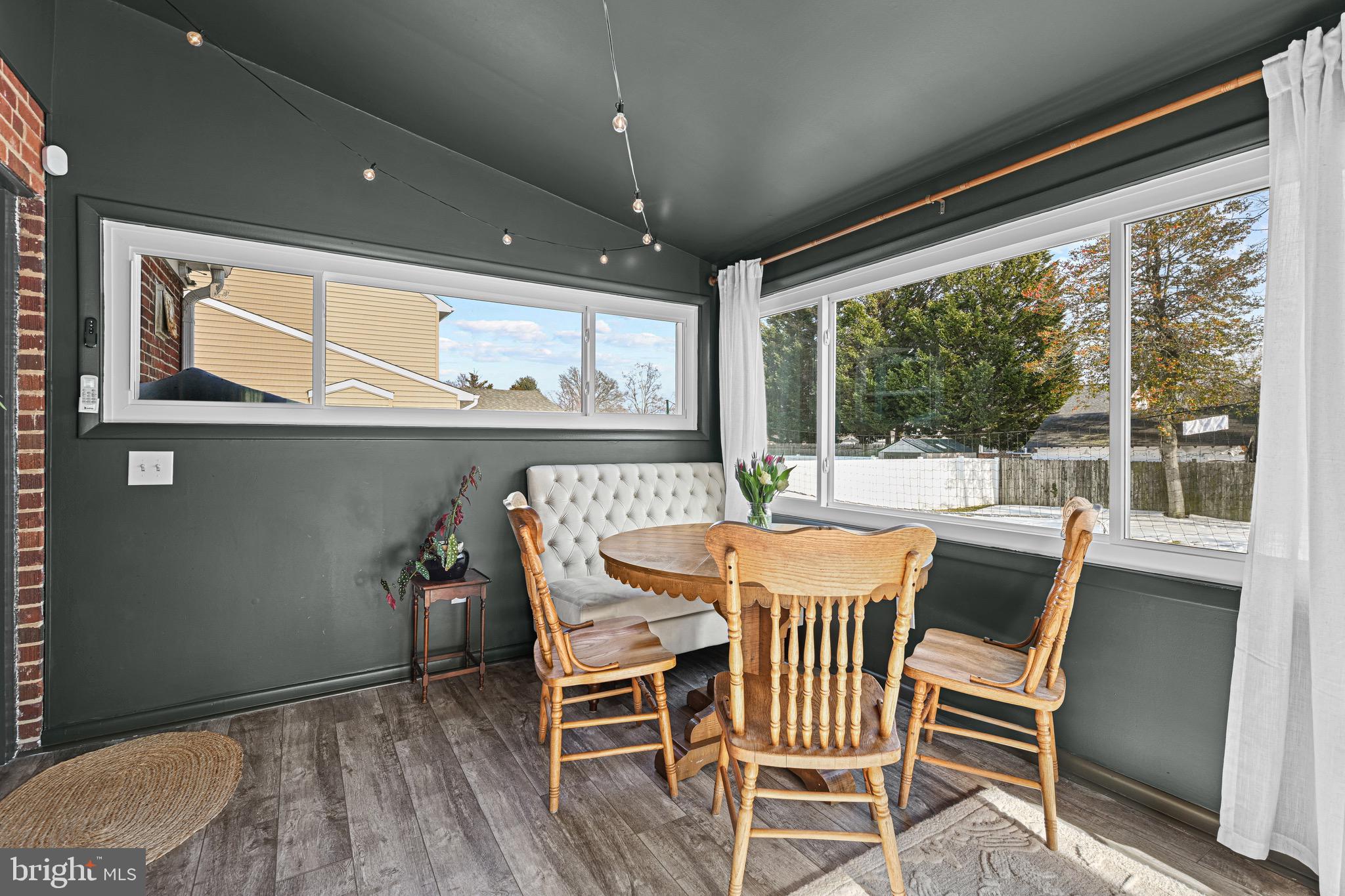 RIVIERA BEACH - Residential