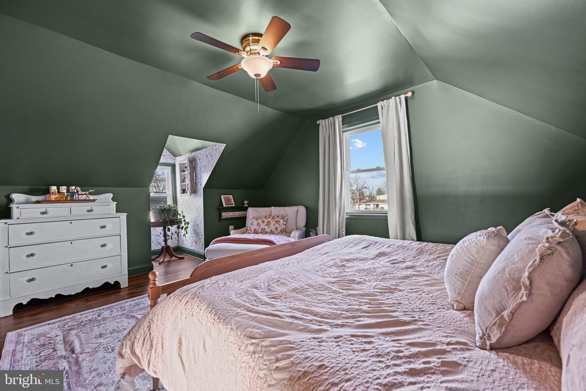 RIVIERA BEACH - Residential