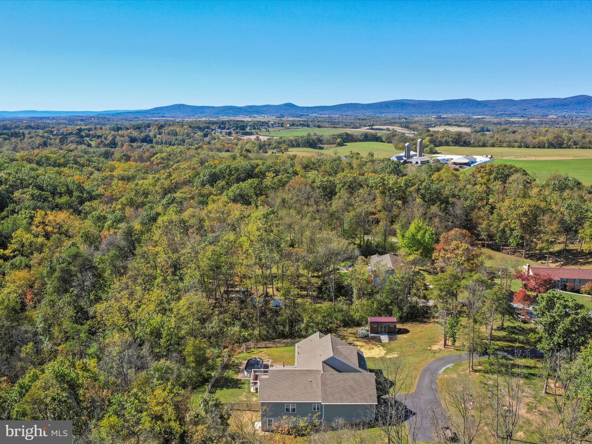 FAIRVIEW ACRES - Residential