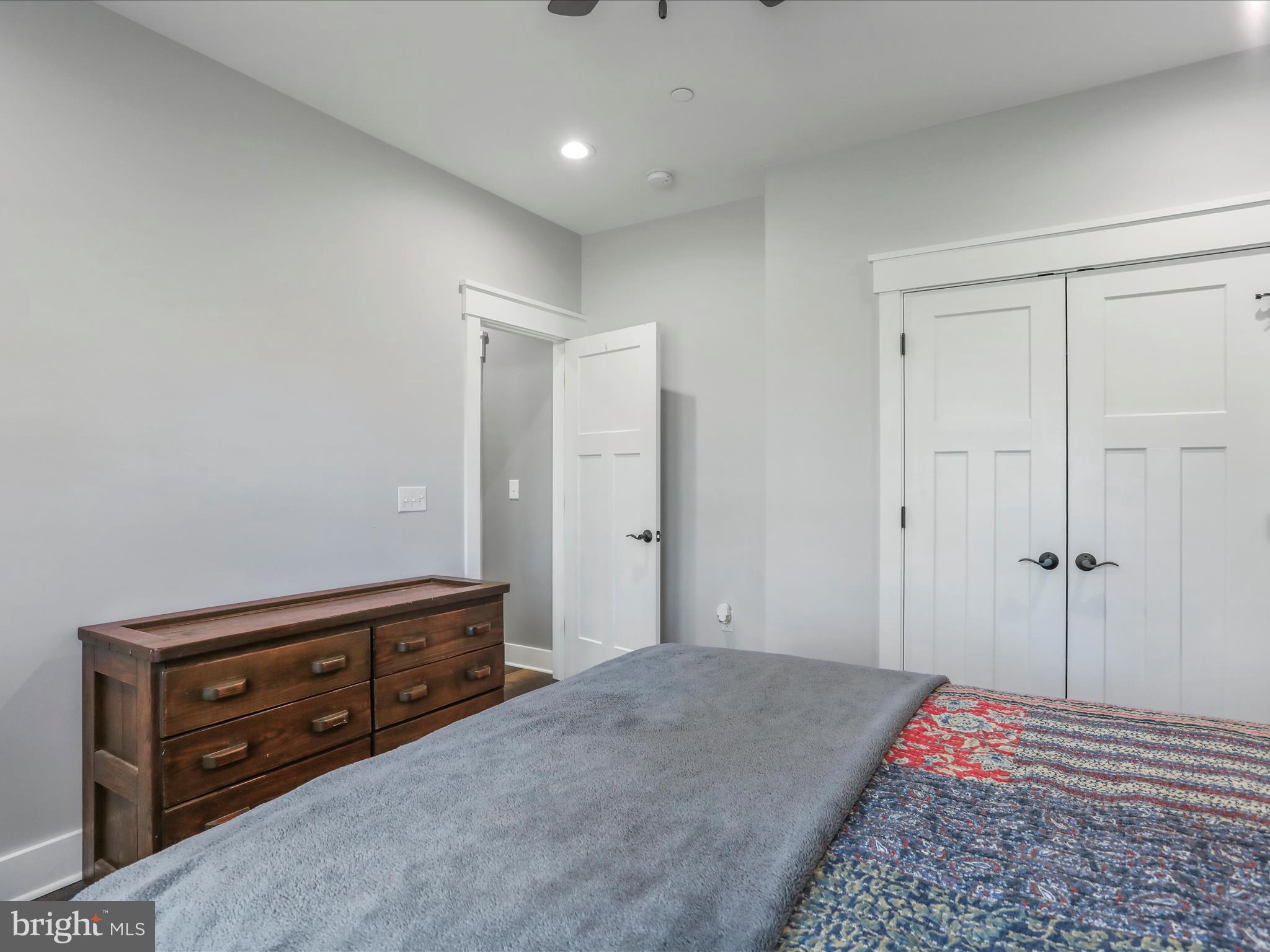 FAIRVIEW ACRES - Residential