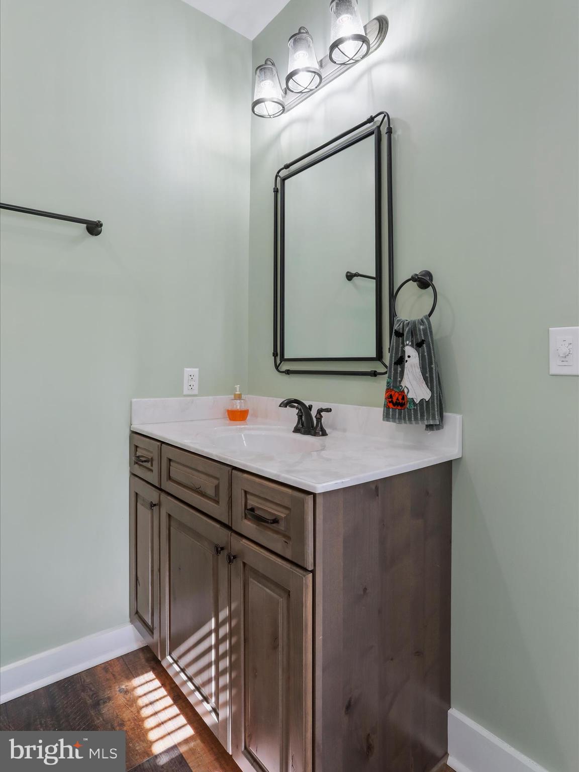 FAIRVIEW ACRES - Residential