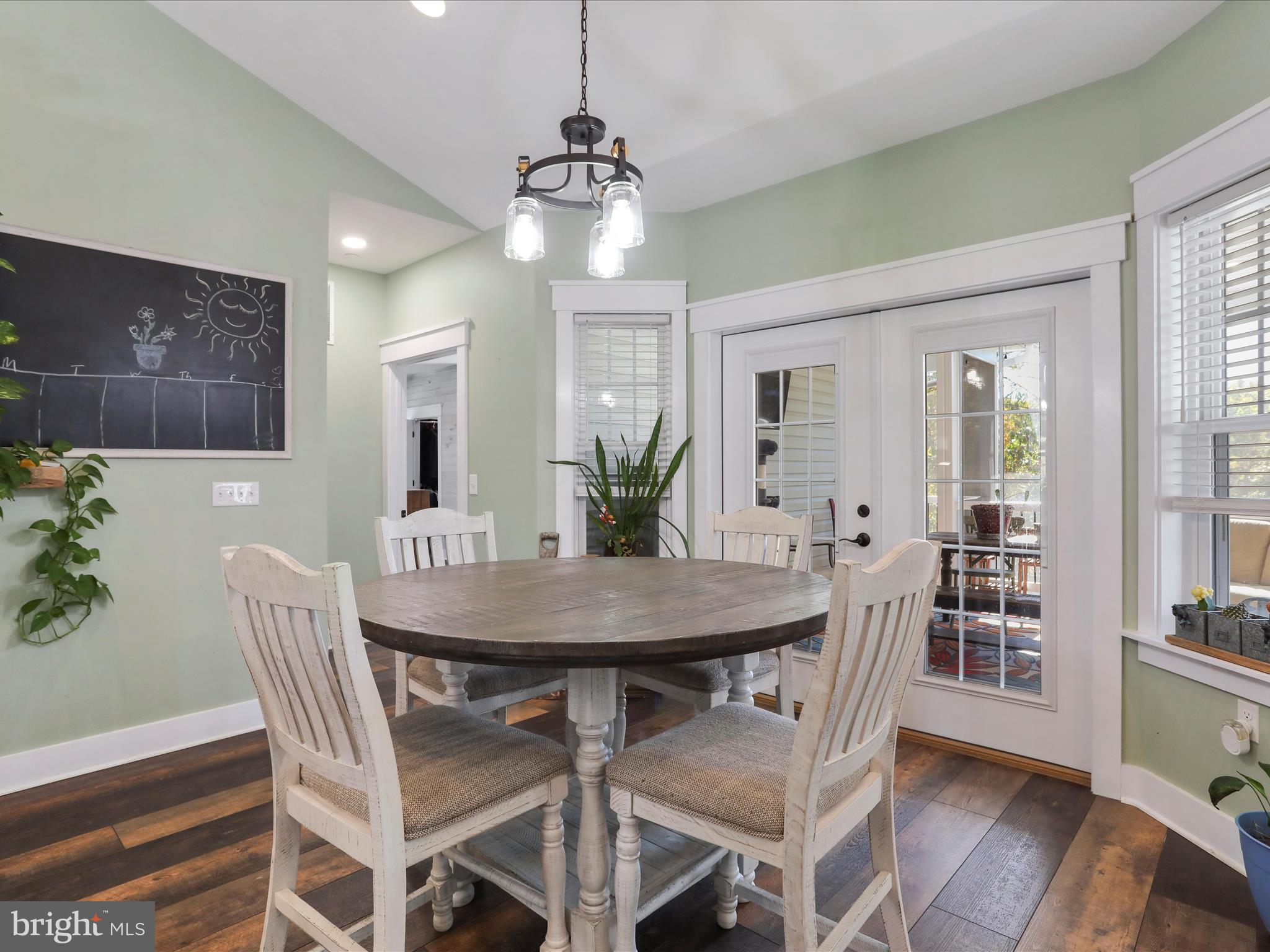 FAIRVIEW ACRES - Residential