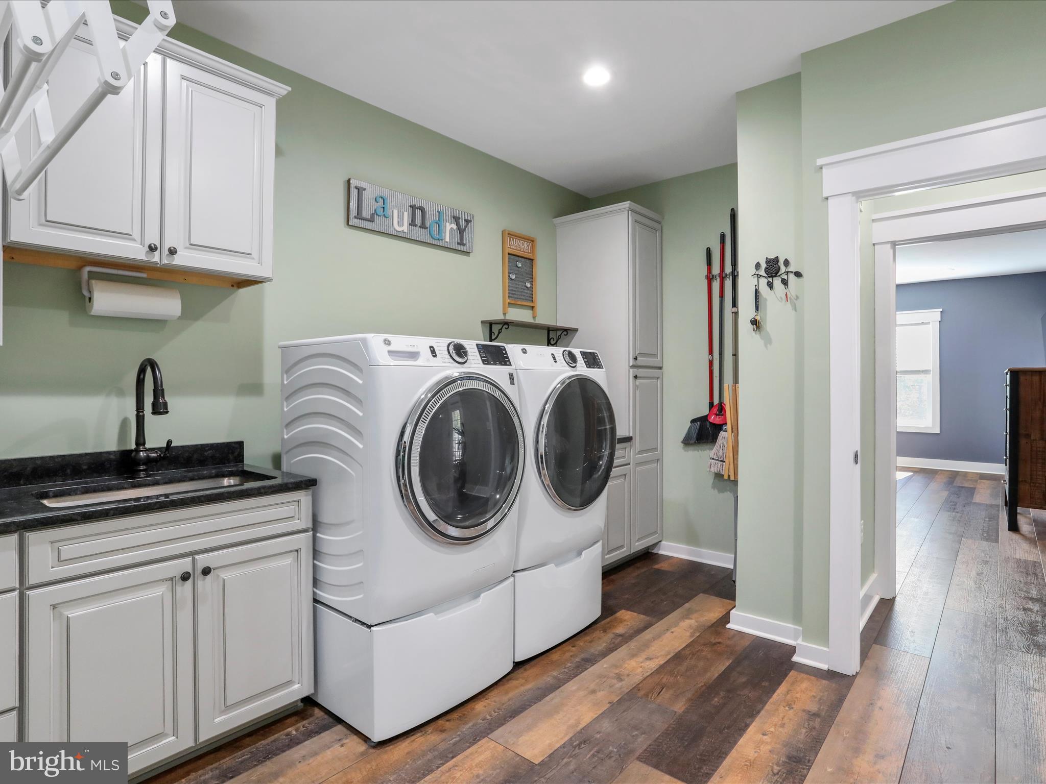 FAIRVIEW ACRES - Residential