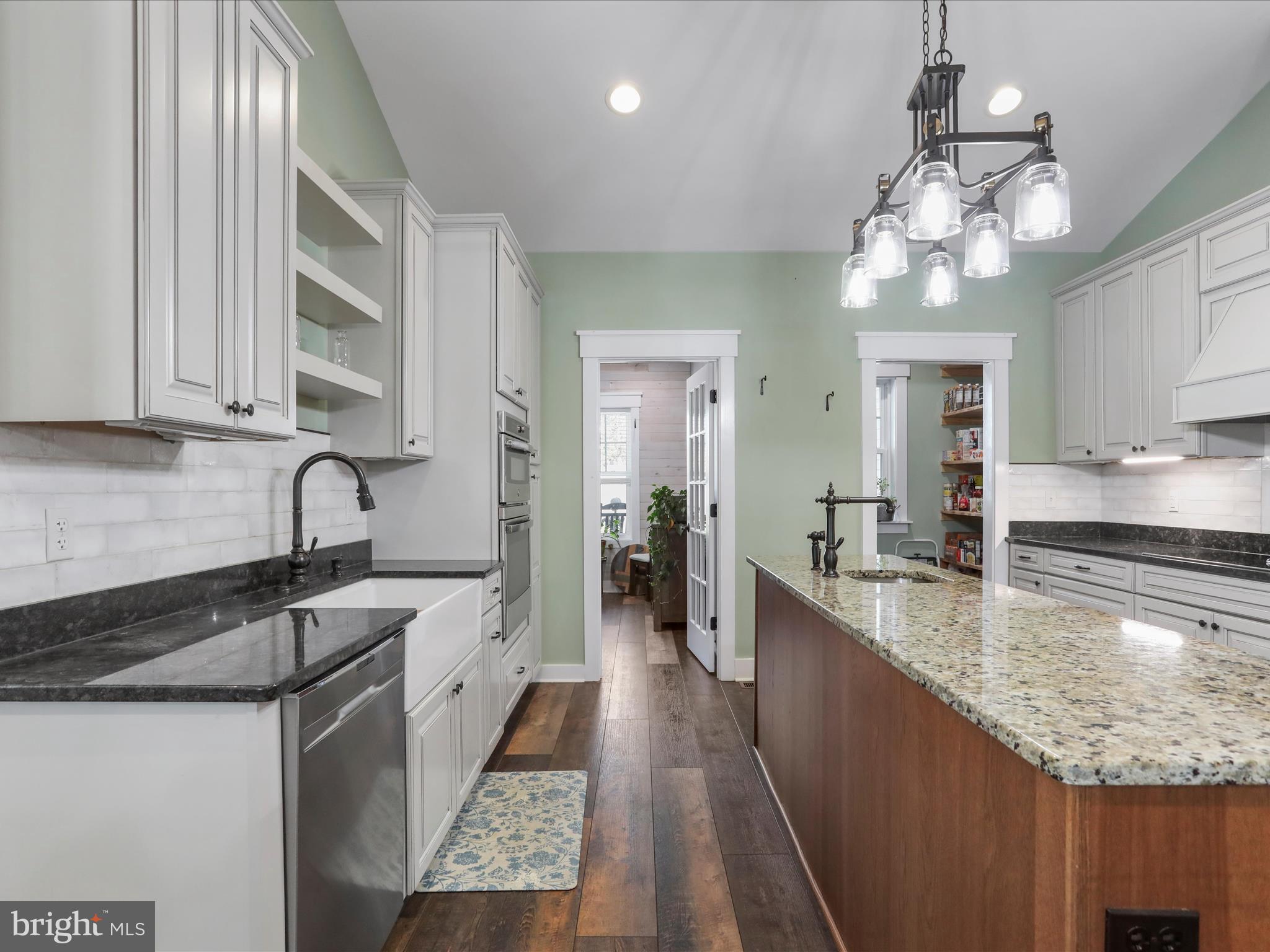 FAIRVIEW ACRES - Residential