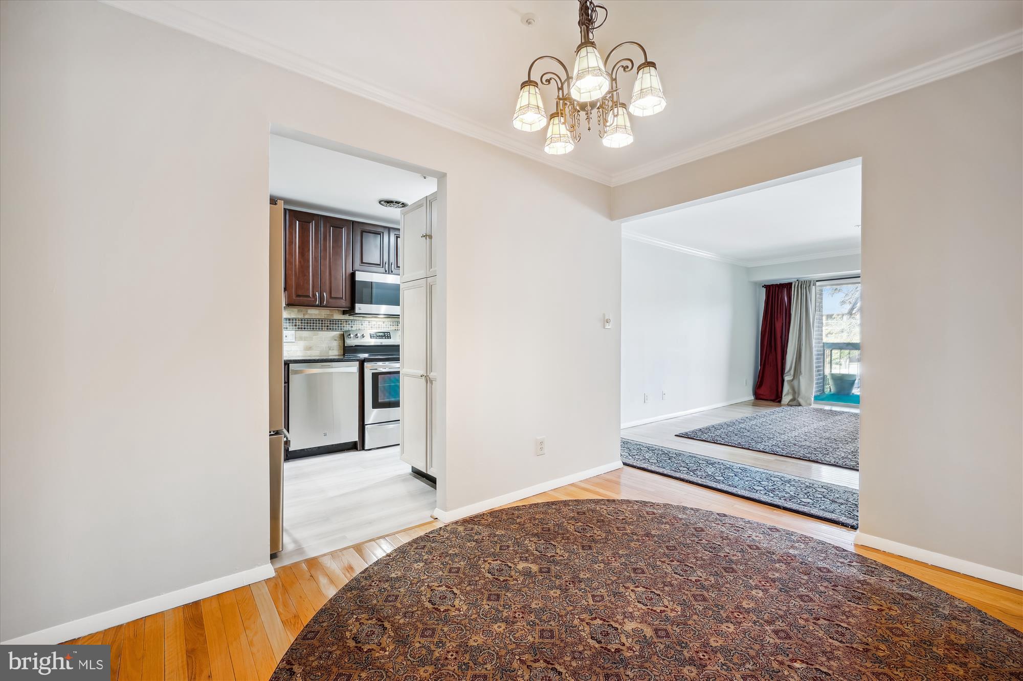 FLOWER HILL - Residential