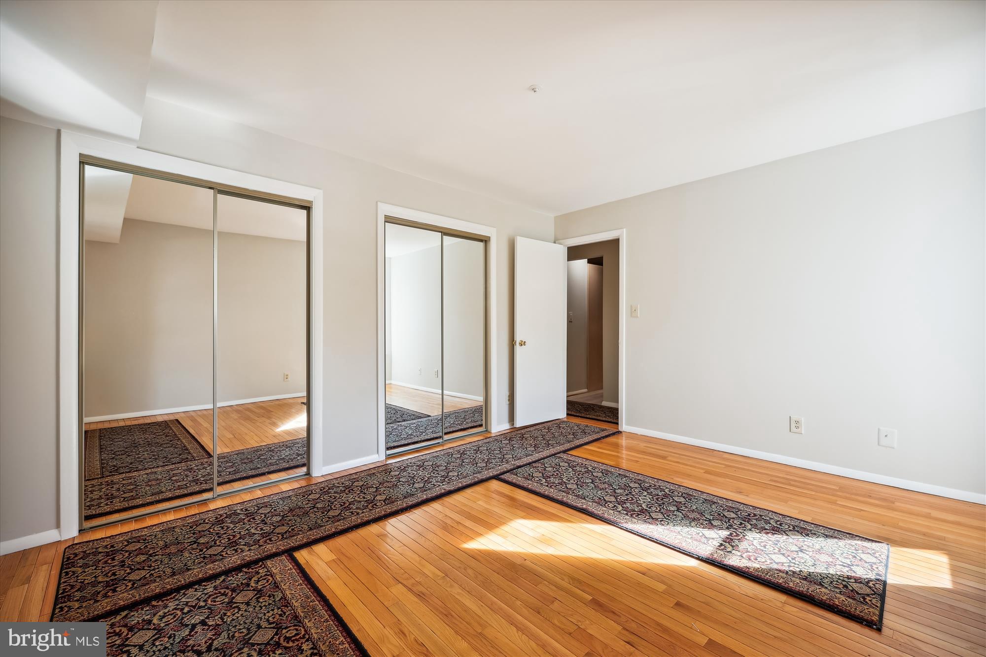 FLOWER HILL - Residential