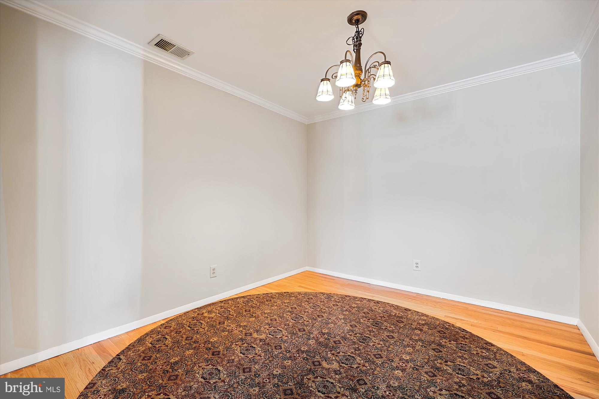 FLOWER HILL - Residential