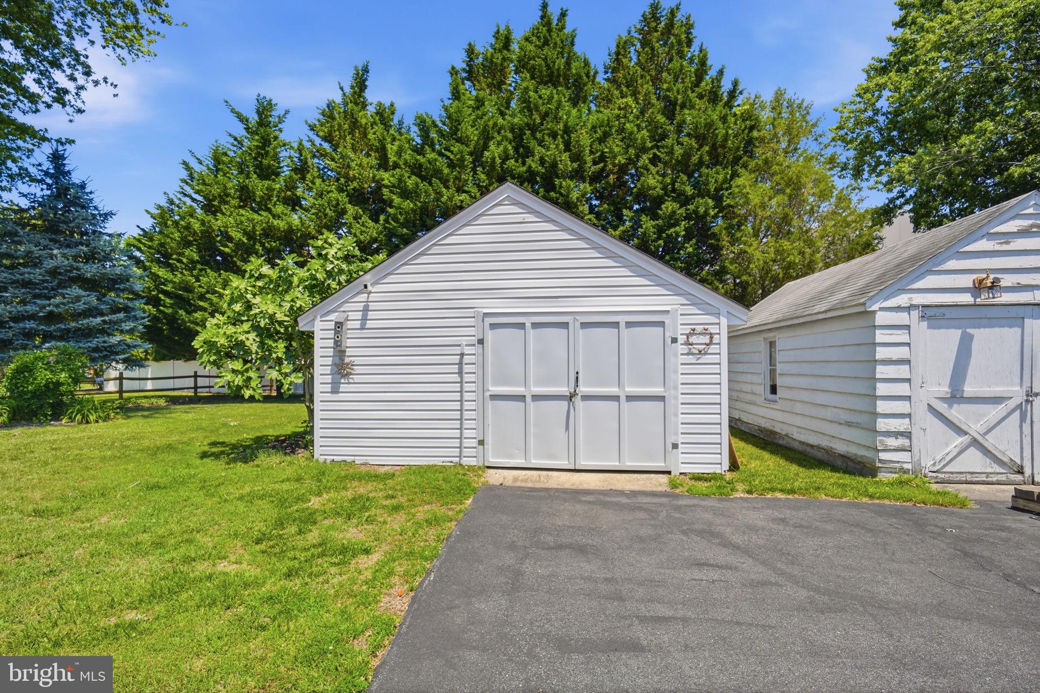 4003 MAIN STREET