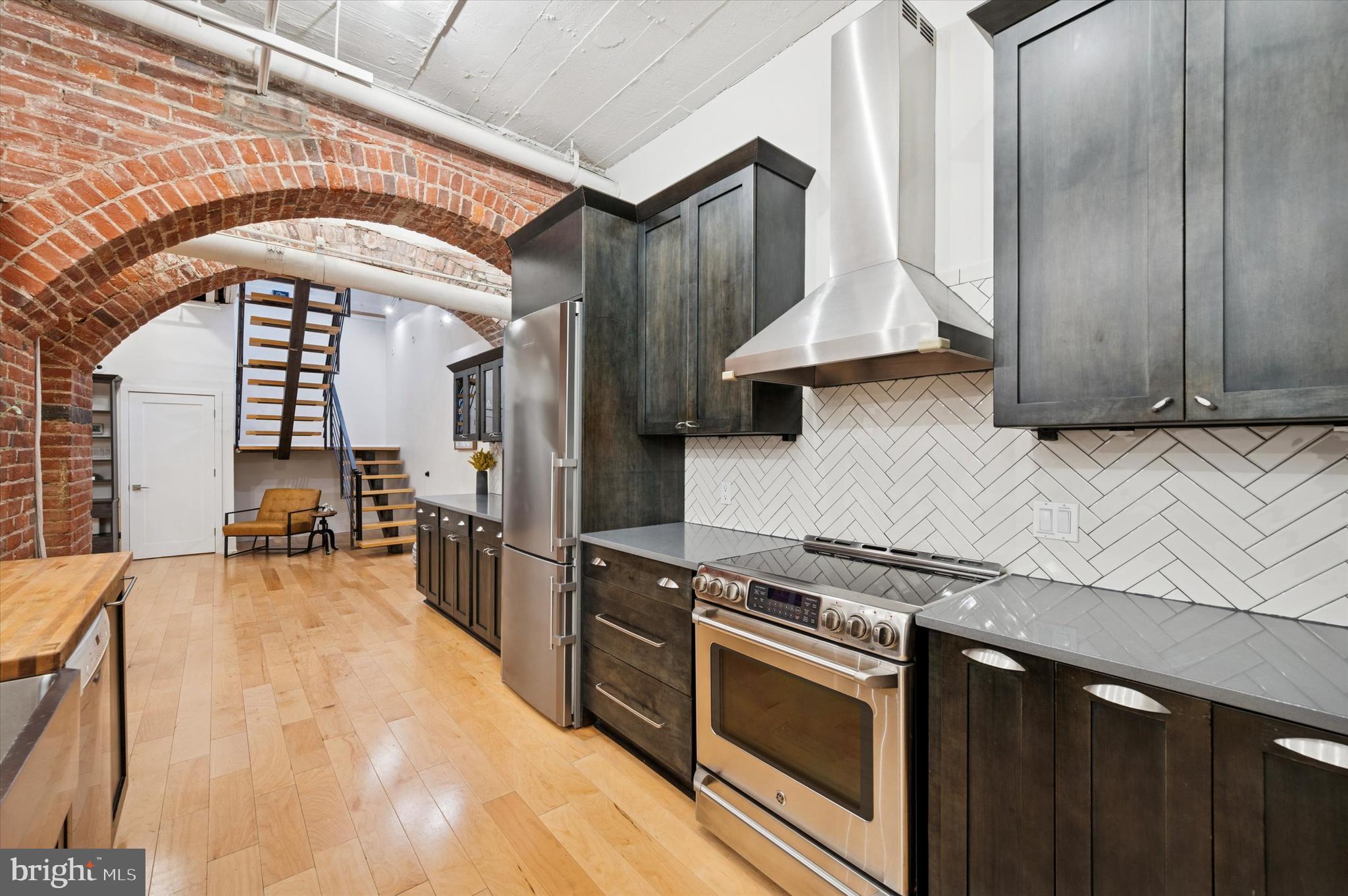 102 CHURCH STREET 22 101 (110)