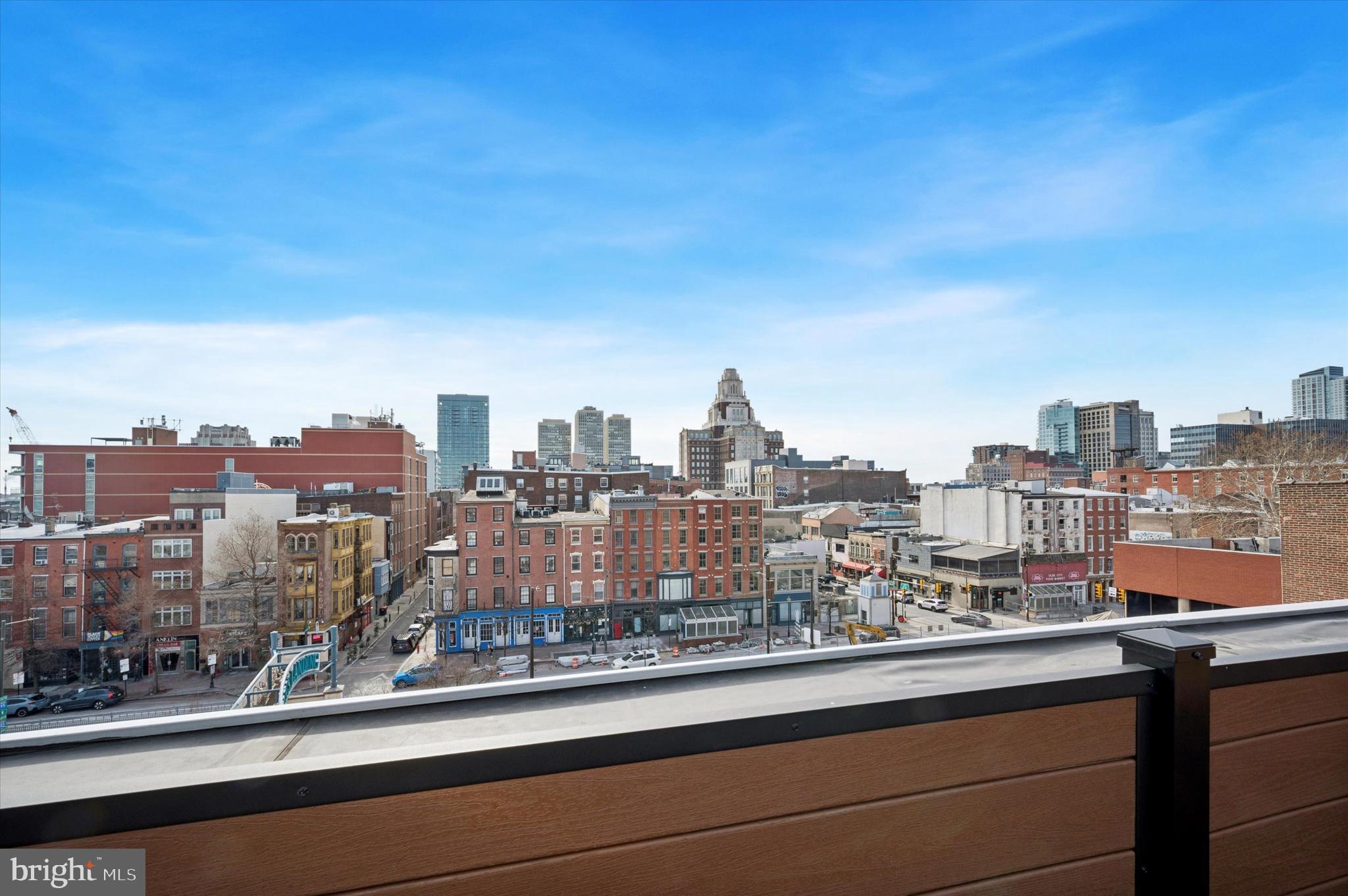 OLD CITY - Commercial Sale