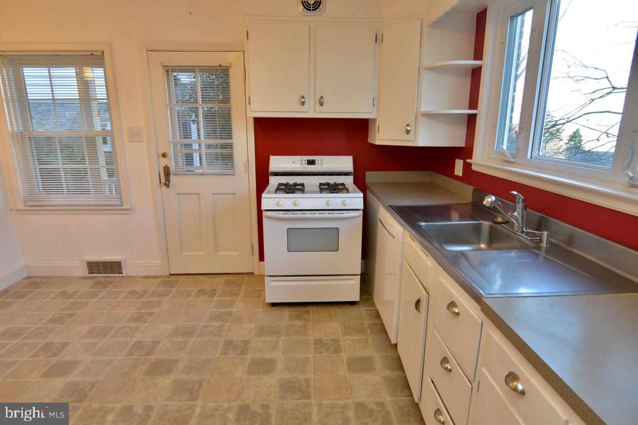 HAMPDEN HEIGHTS - Residential