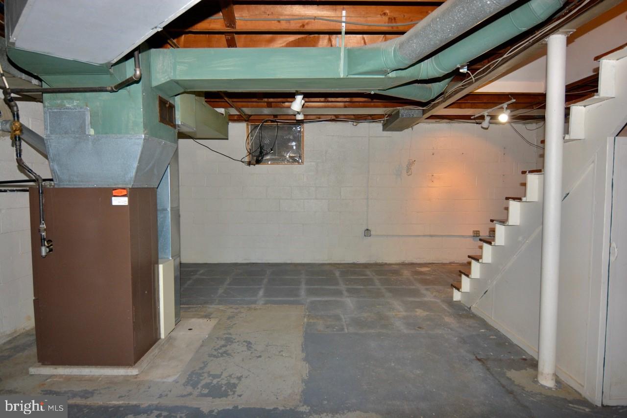 HAMPDEN HEIGHTS - Residential