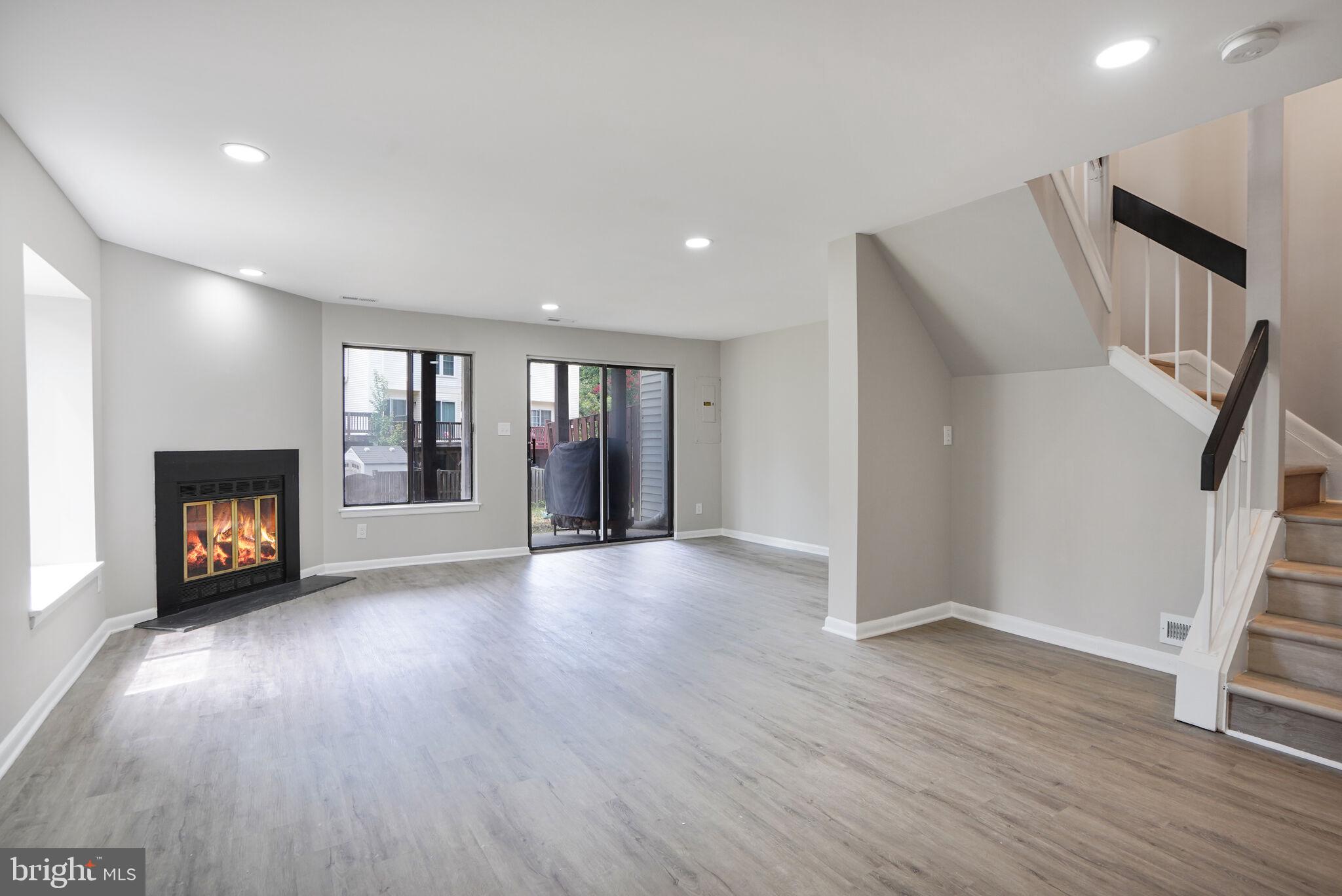 3098 BRIDGETON COURT