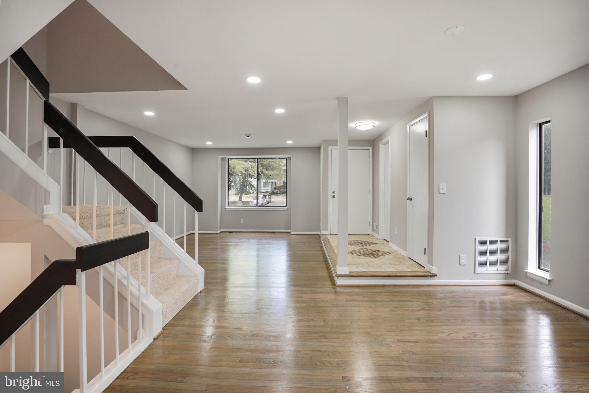3098 BRIDGETON COURT