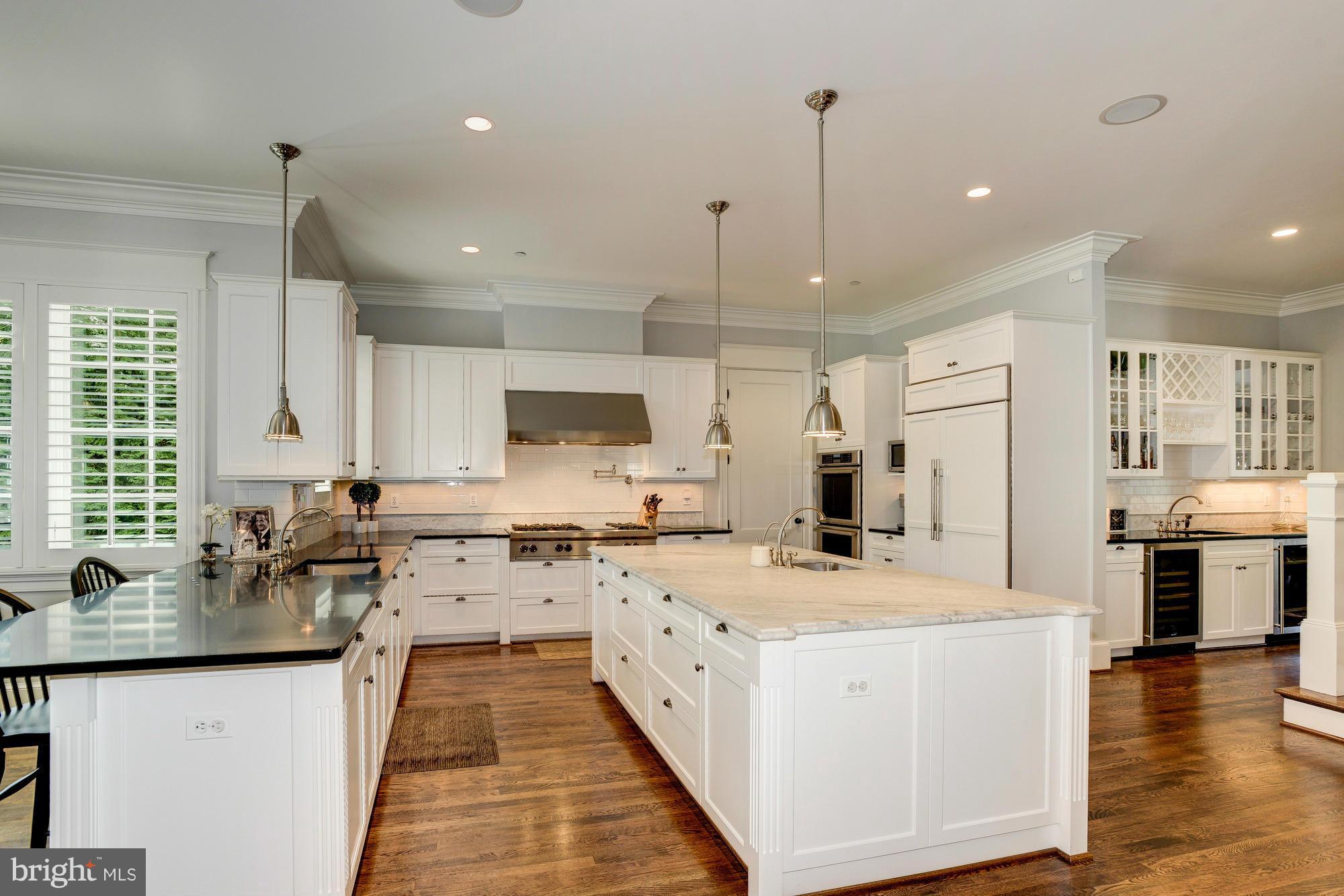 BRADLEY HILLS - Residential