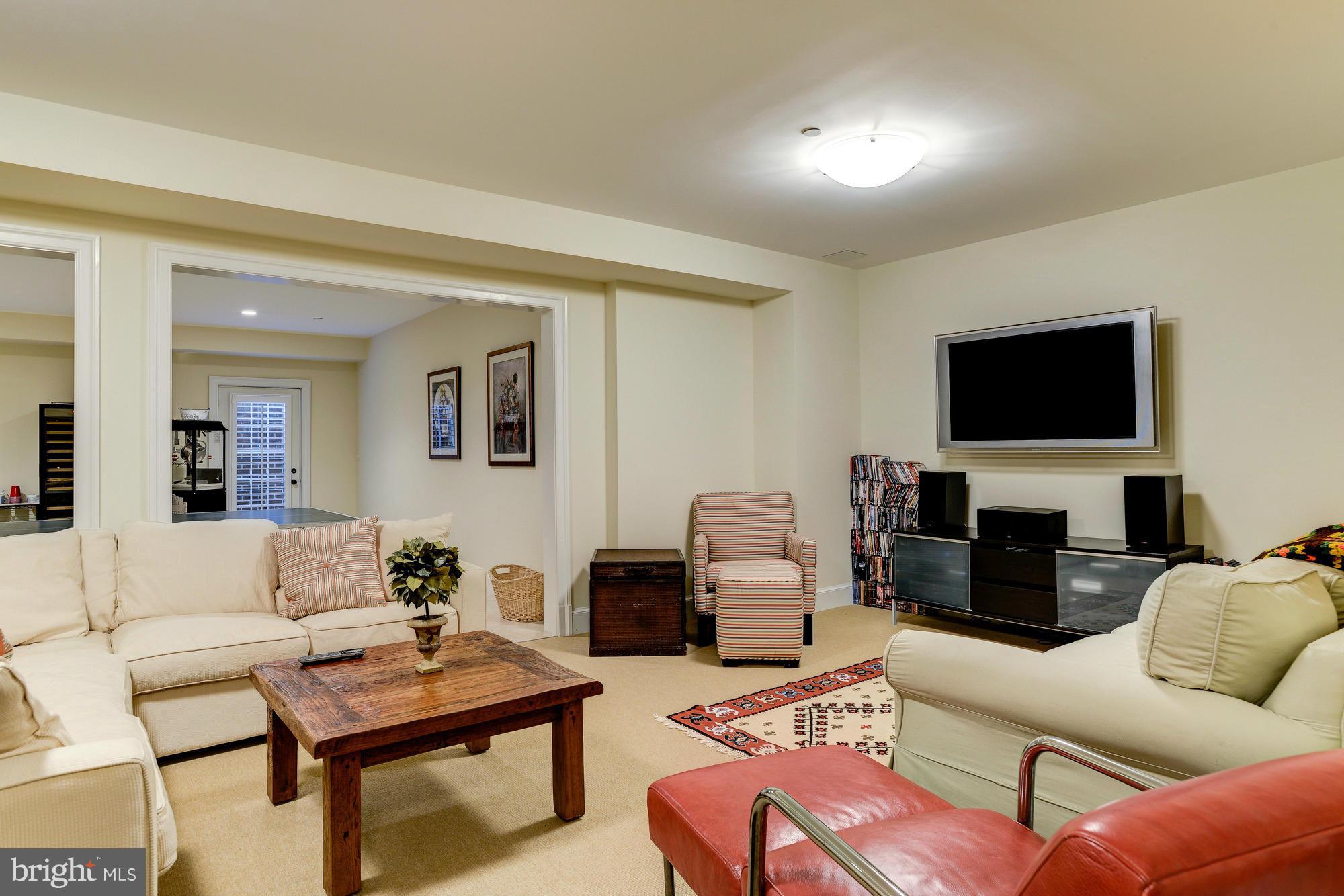 BRADLEY HILLS - Residential