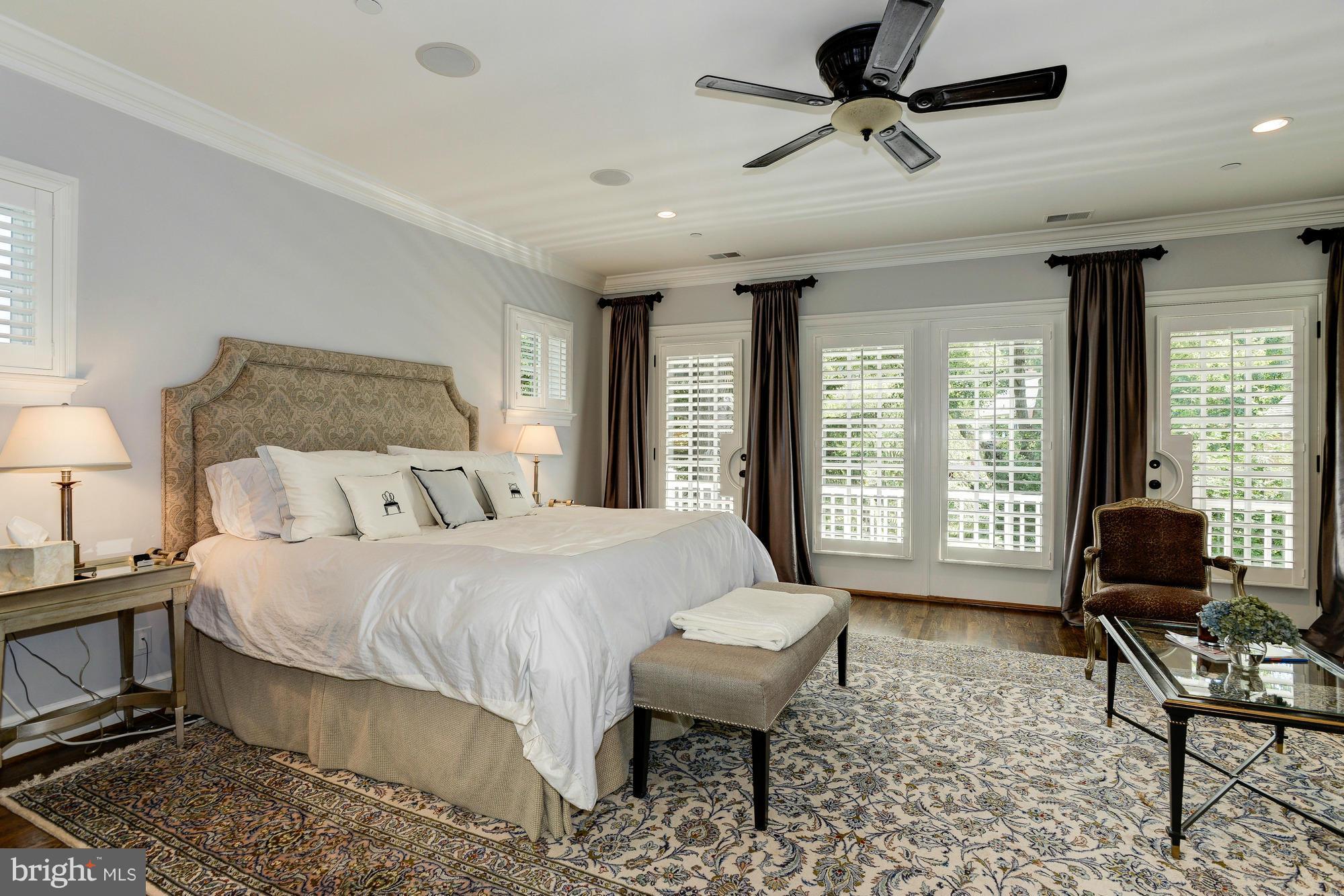 BRADLEY HILLS - Residential