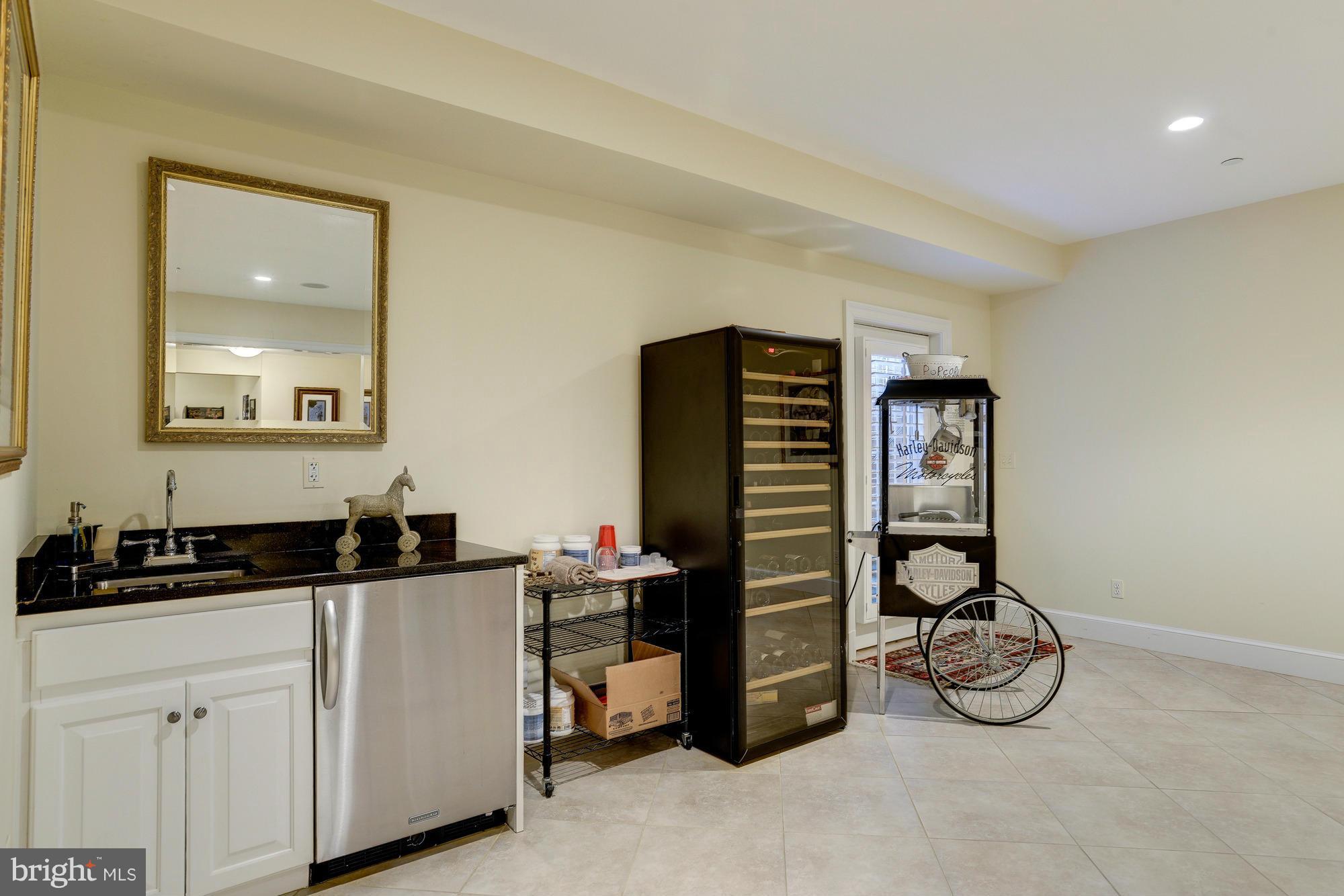 BRADLEY HILLS - Residential