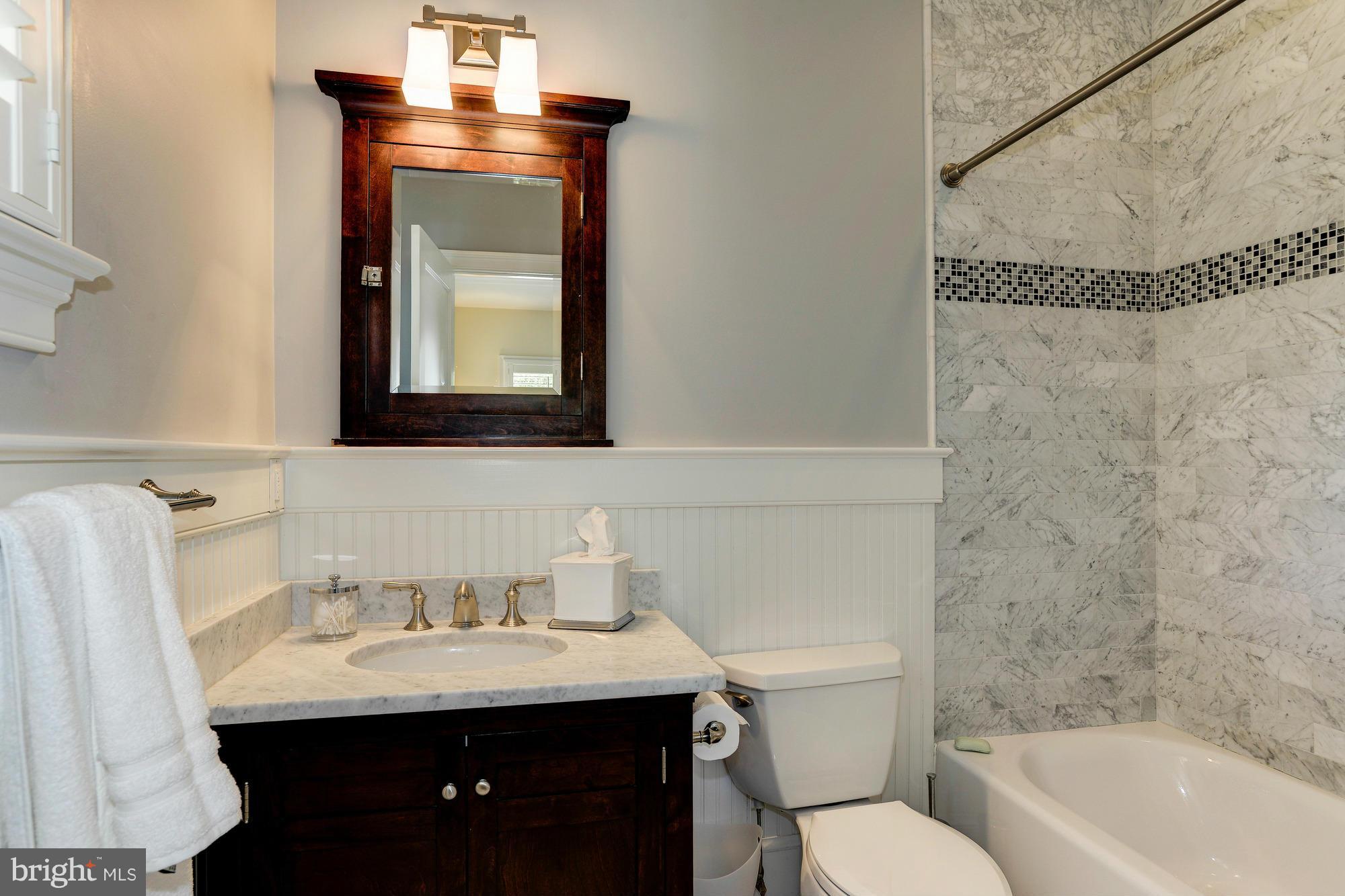 BRADLEY HILLS - Residential