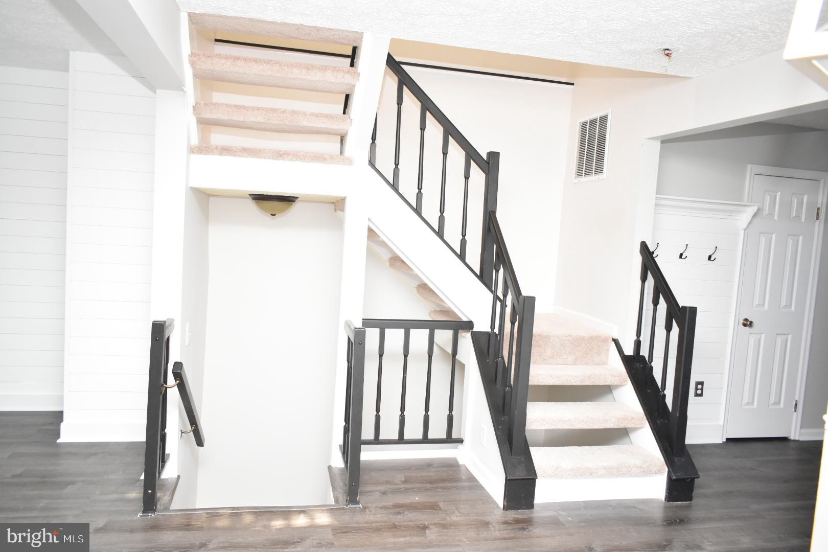 MAJORS CHOICE - Residential Lease