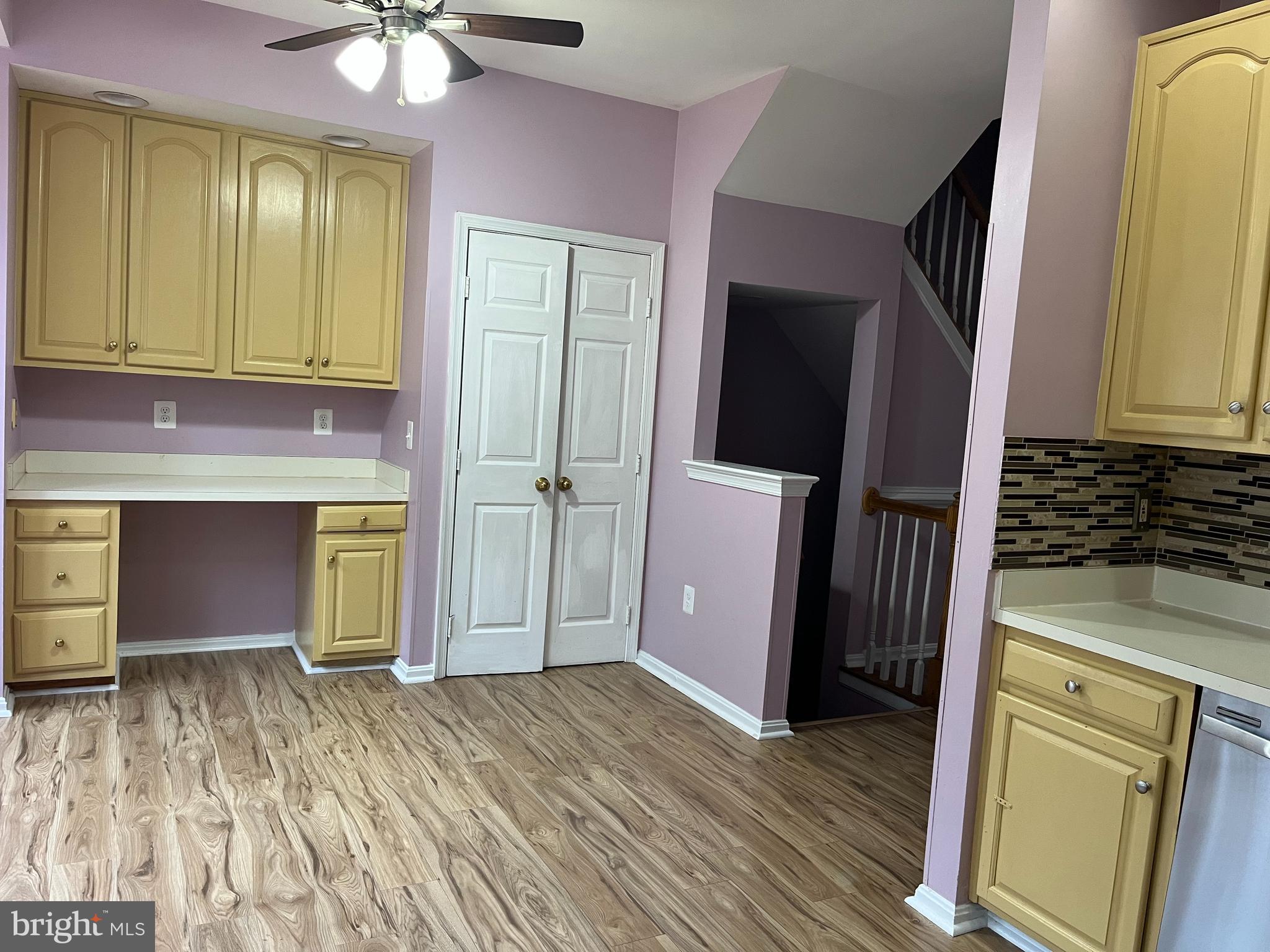 WAYSIDE VILLAGE - Residential Lease