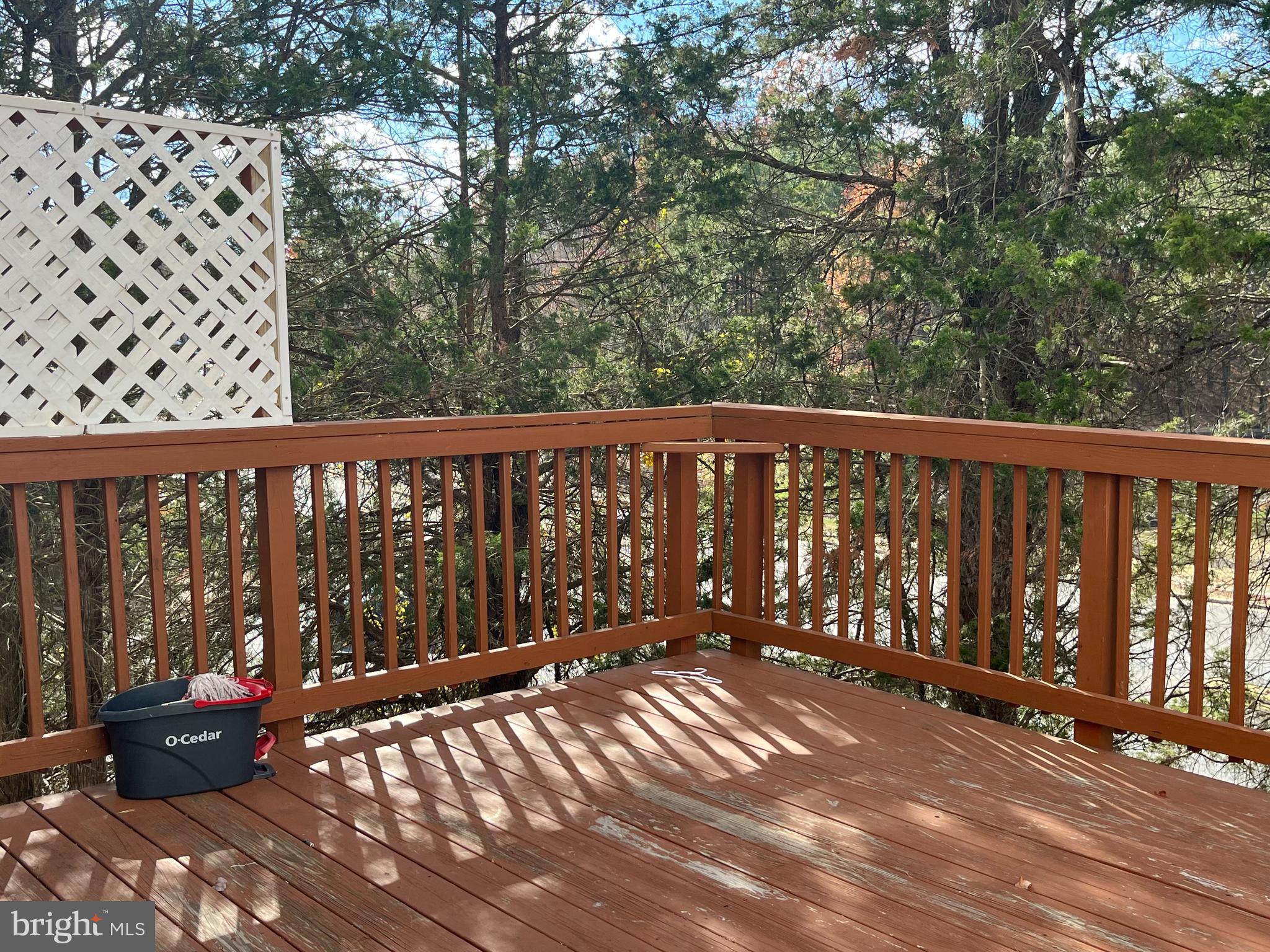 WAYSIDE VILLAGE - Residential Lease