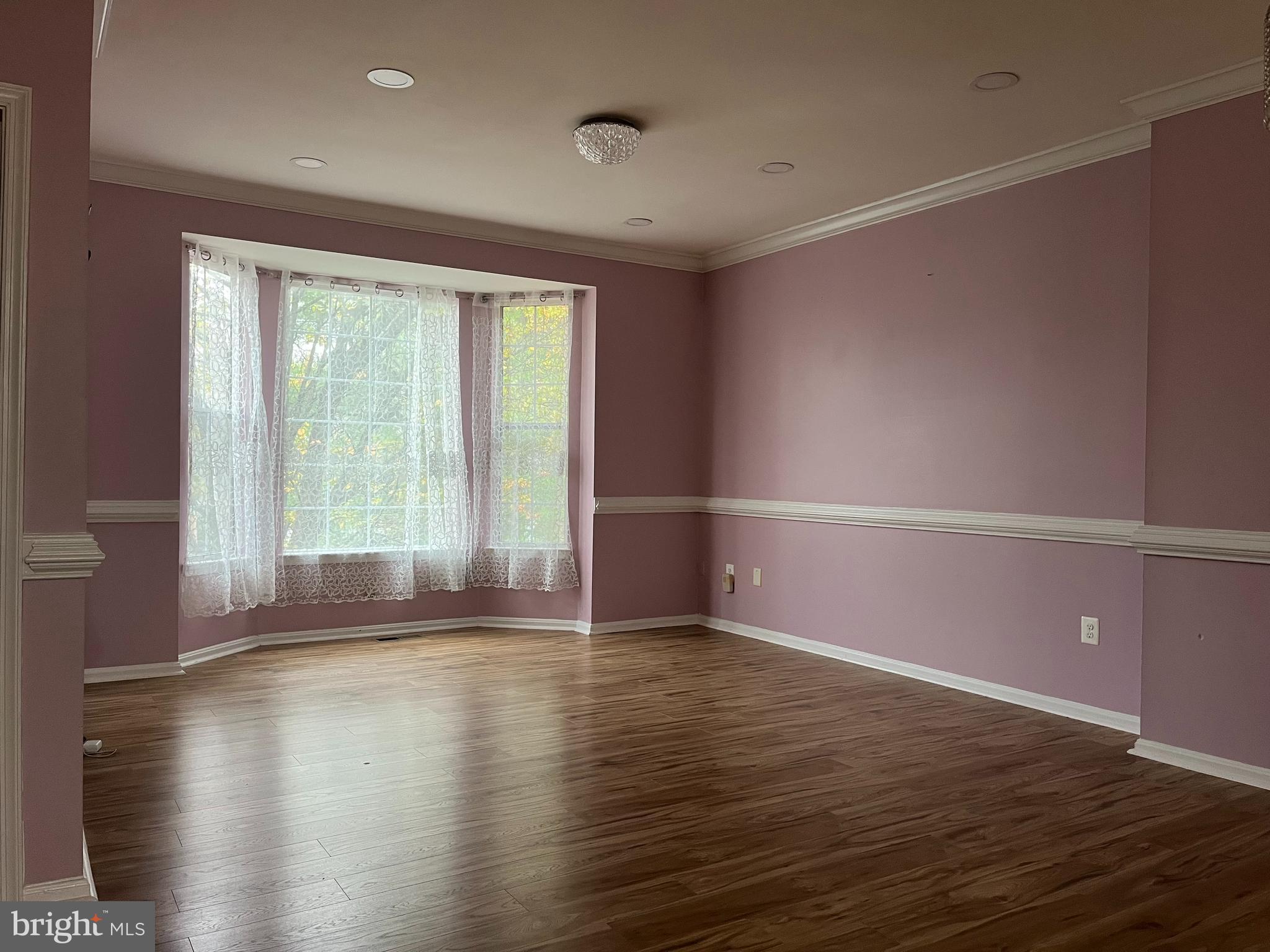 WAYSIDE VILLAGE - Residential Lease