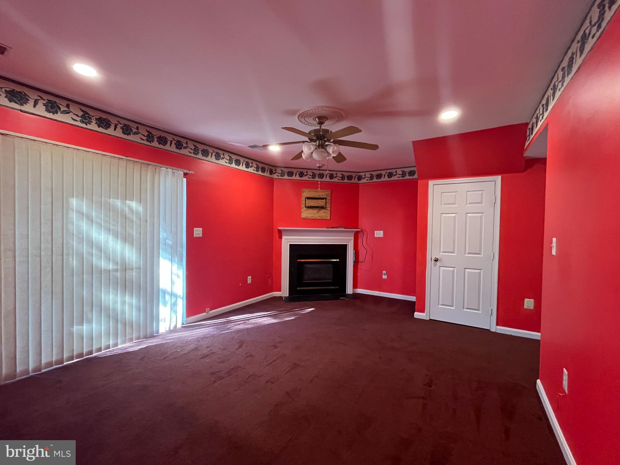 WAYSIDE VILLAGE - Residential Lease