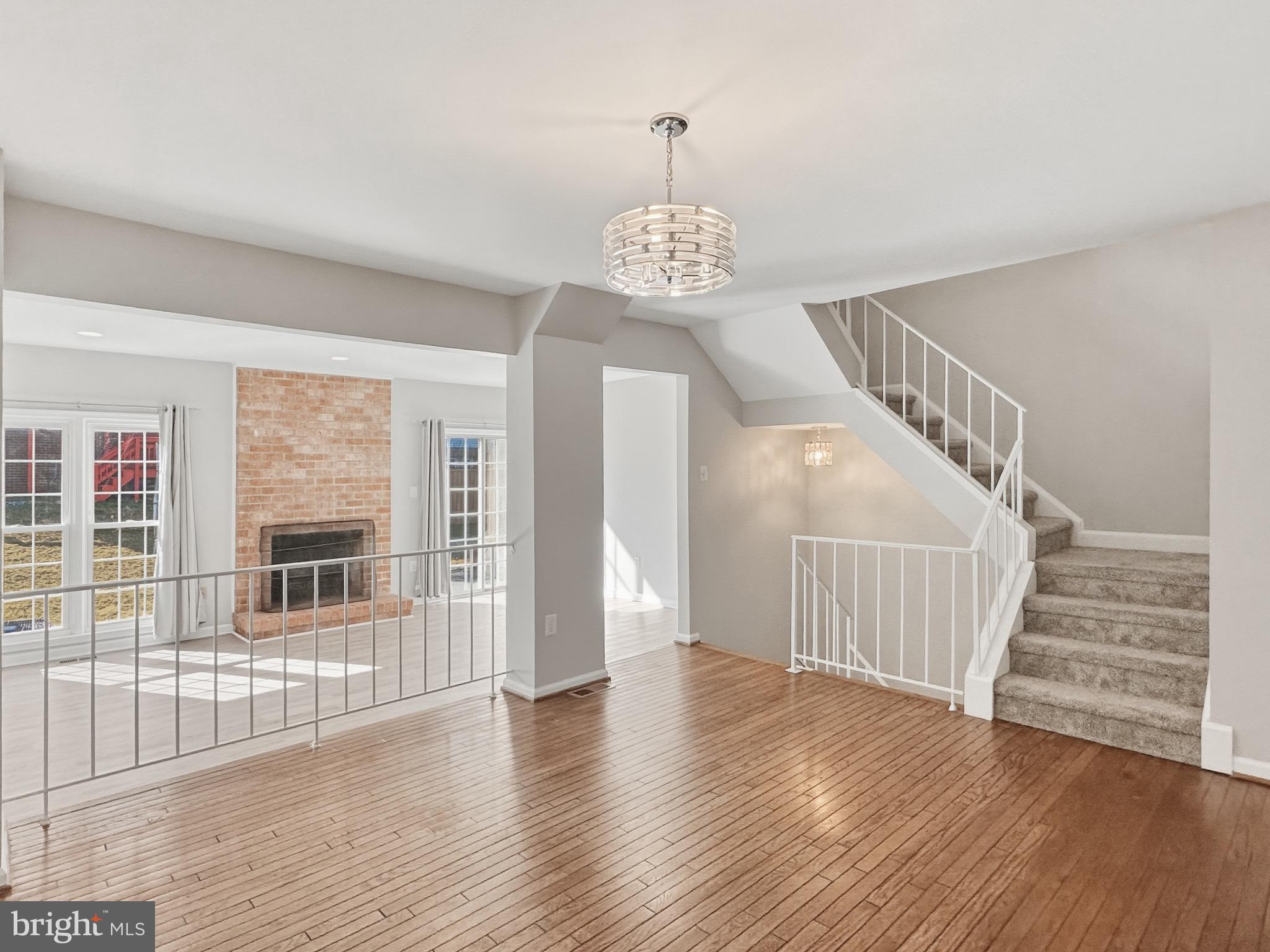 6410 NEEDLE LEAF DRIVE