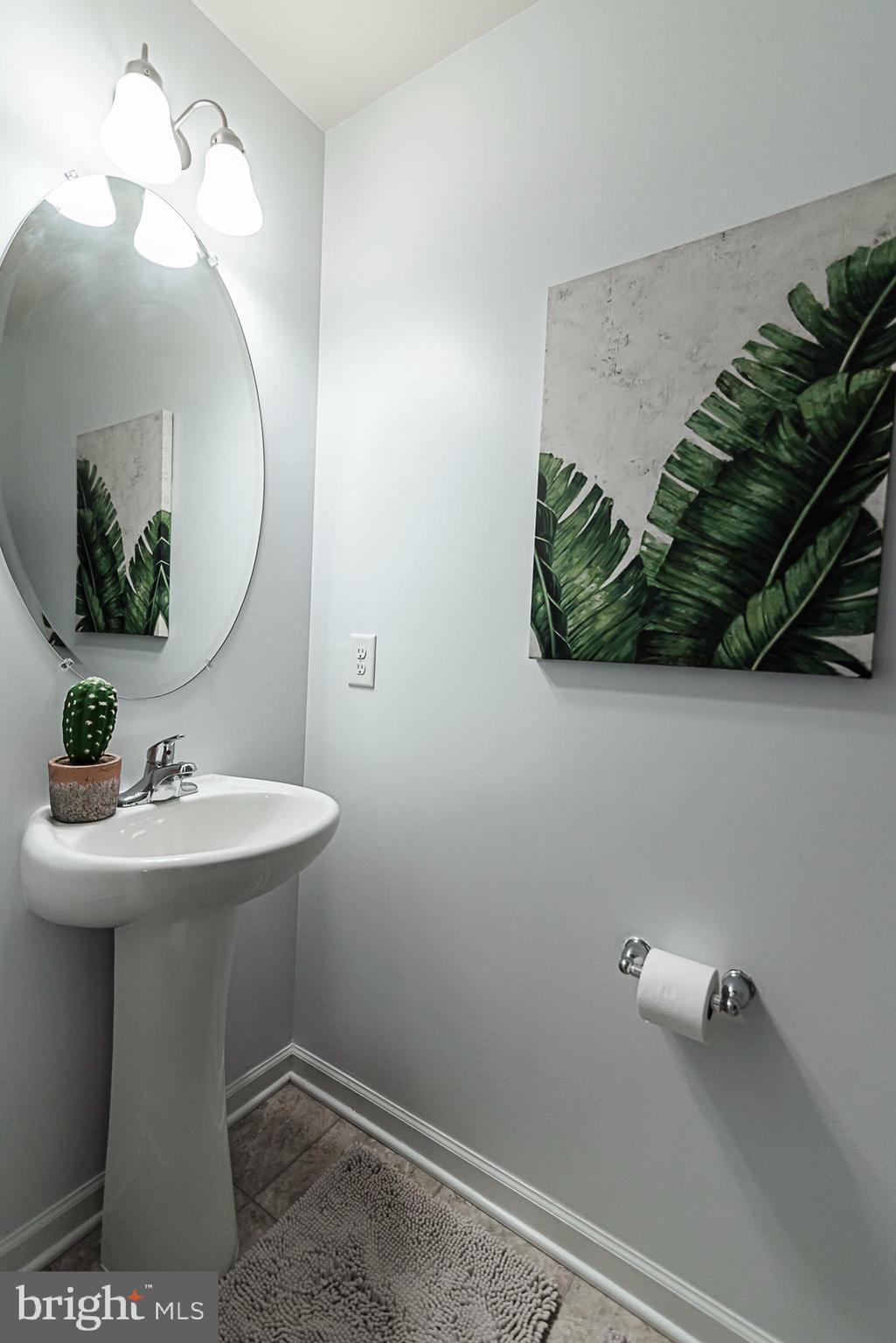 LAKELAND PLACE - Residential