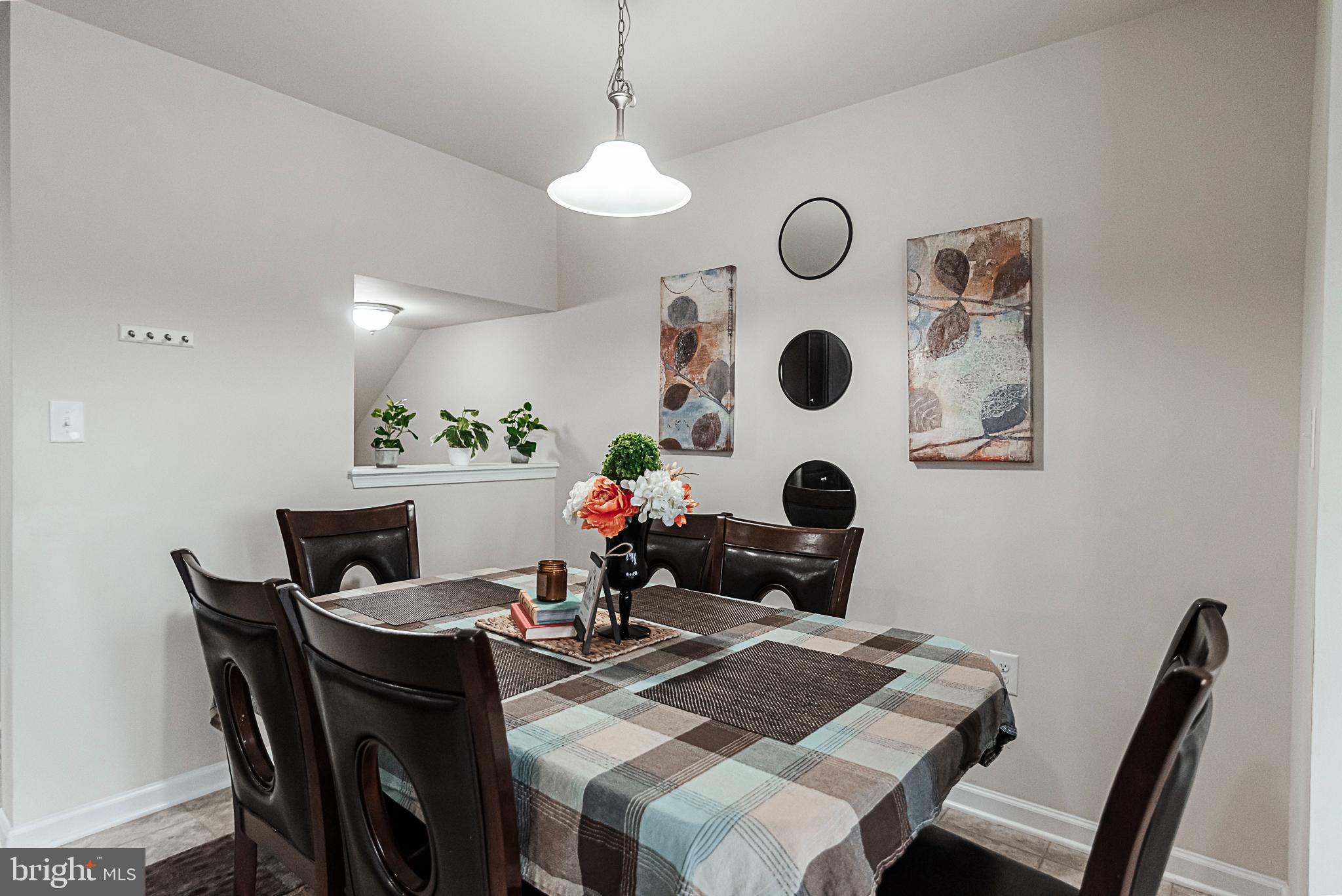 LAKELAND PLACE - Residential