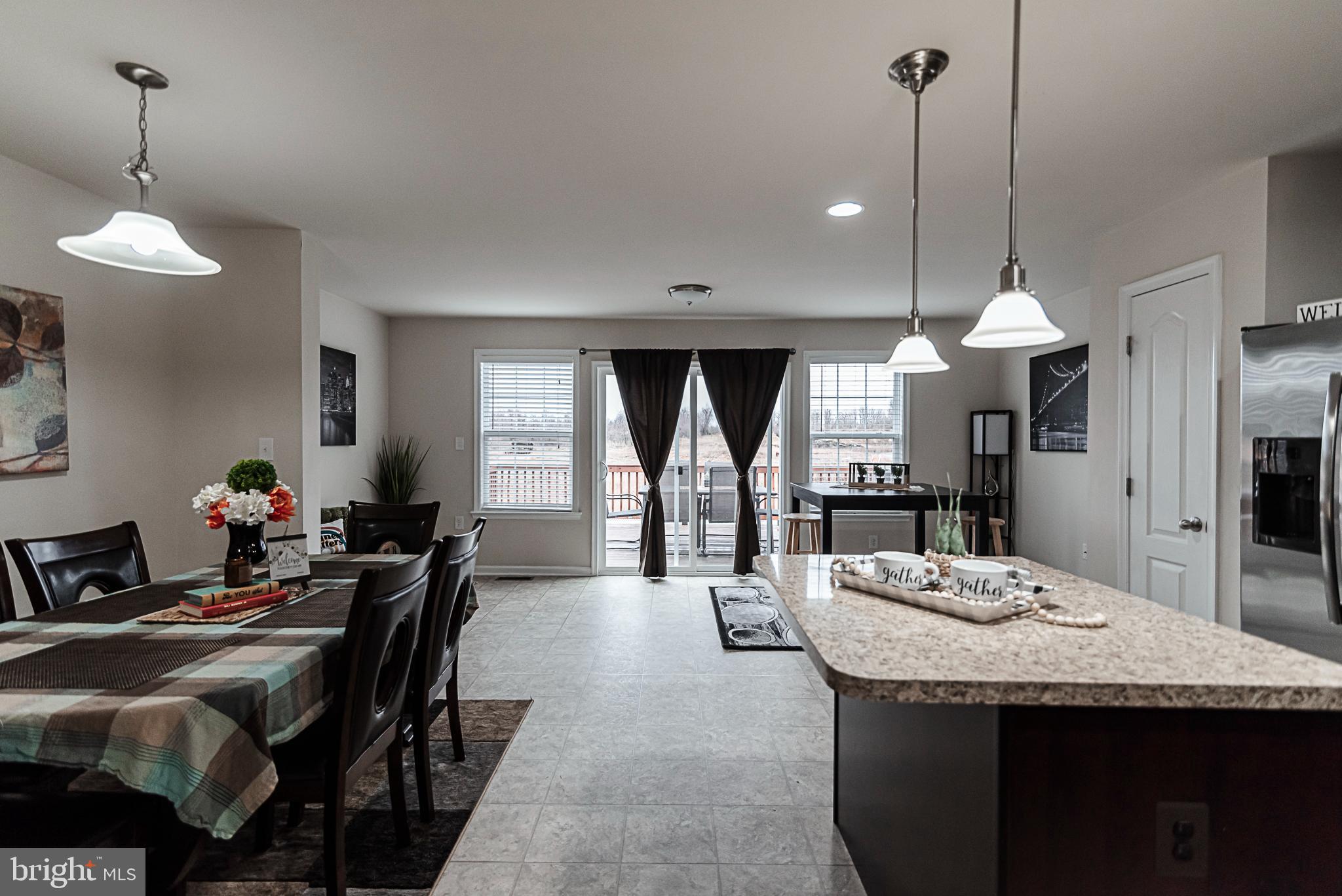 LAKELAND PLACE - Residential