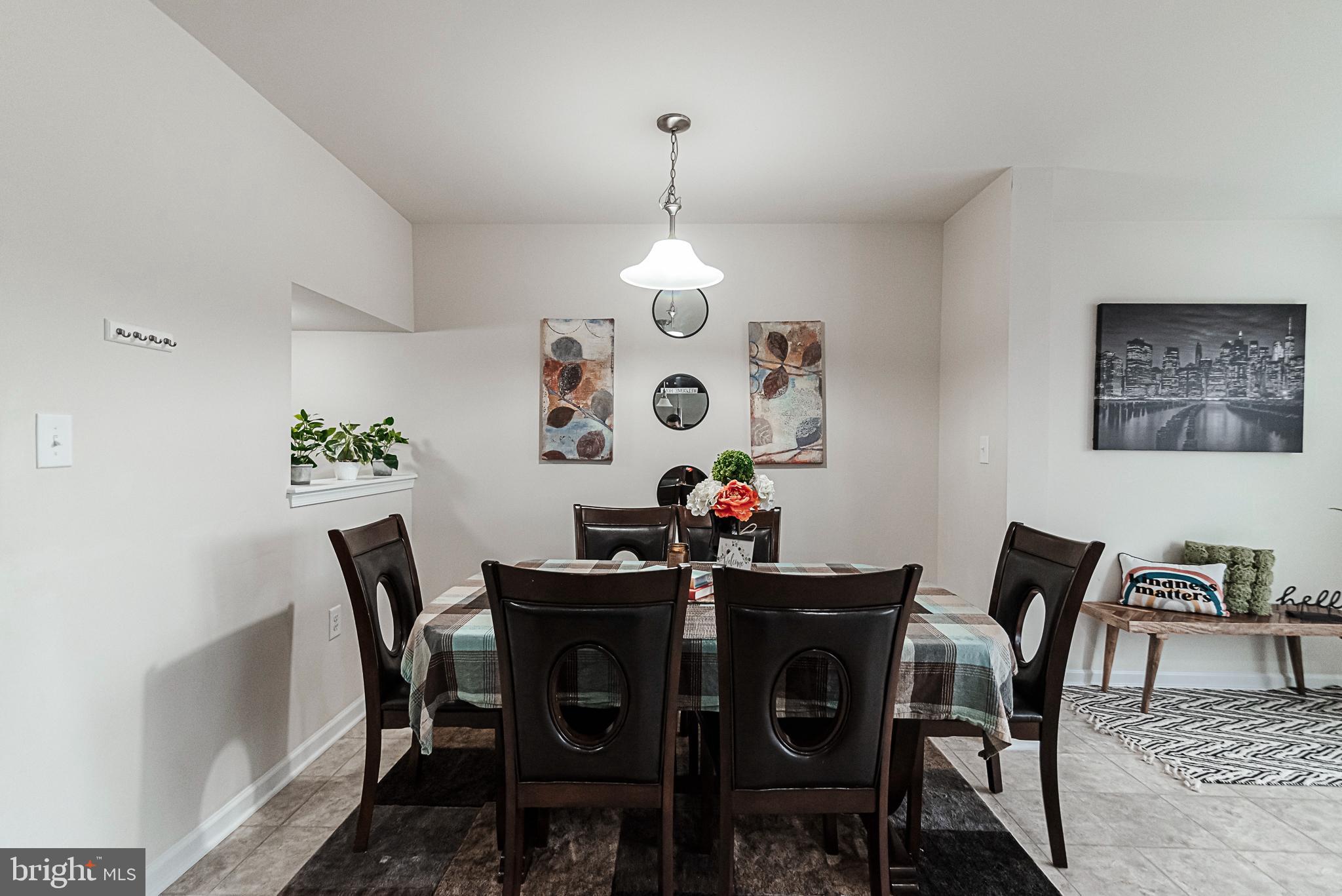 LAKELAND PLACE - Residential