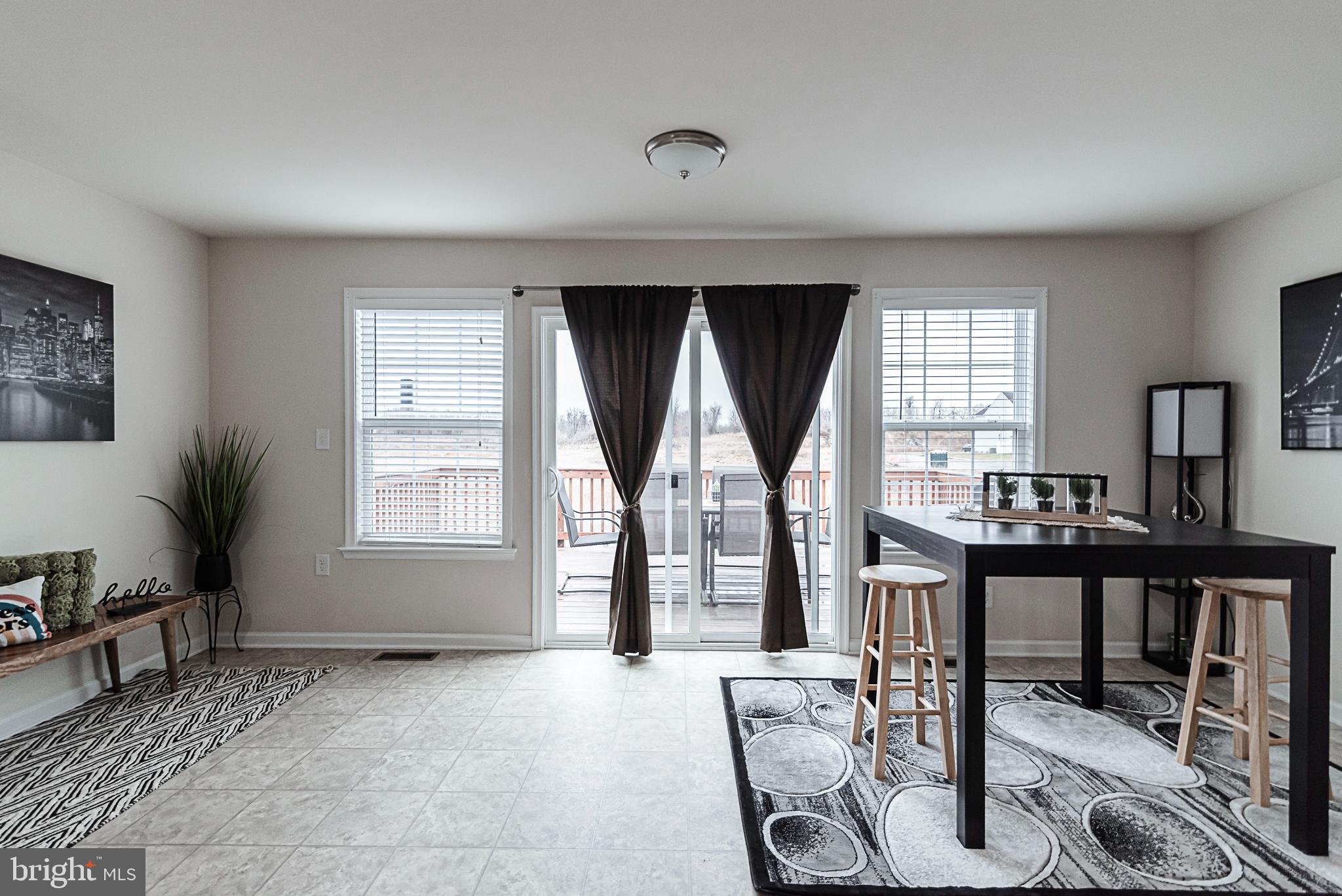 LAKELAND PLACE - Residential