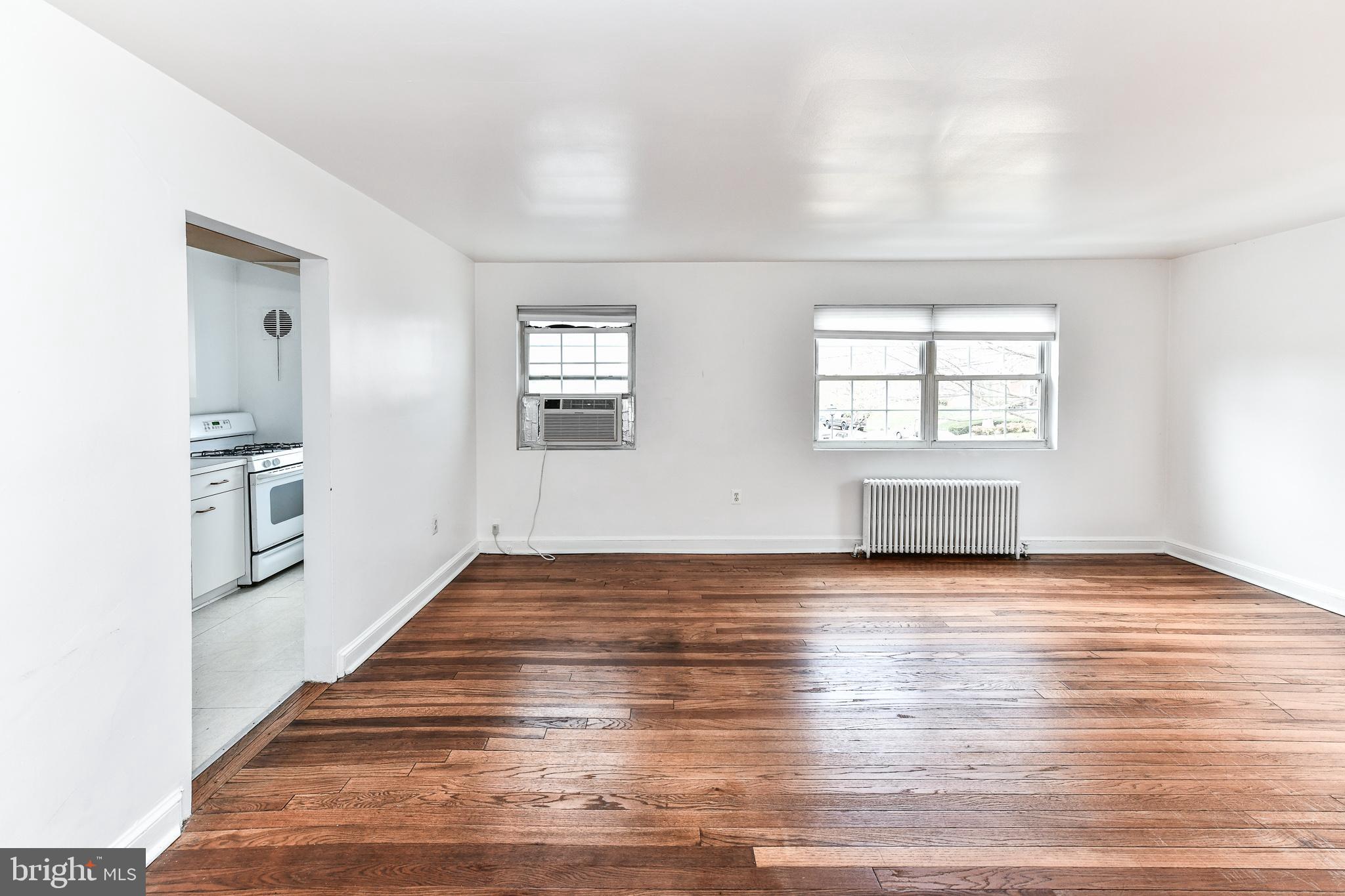 ARLINGTON HEIGHTS - Residential Lease