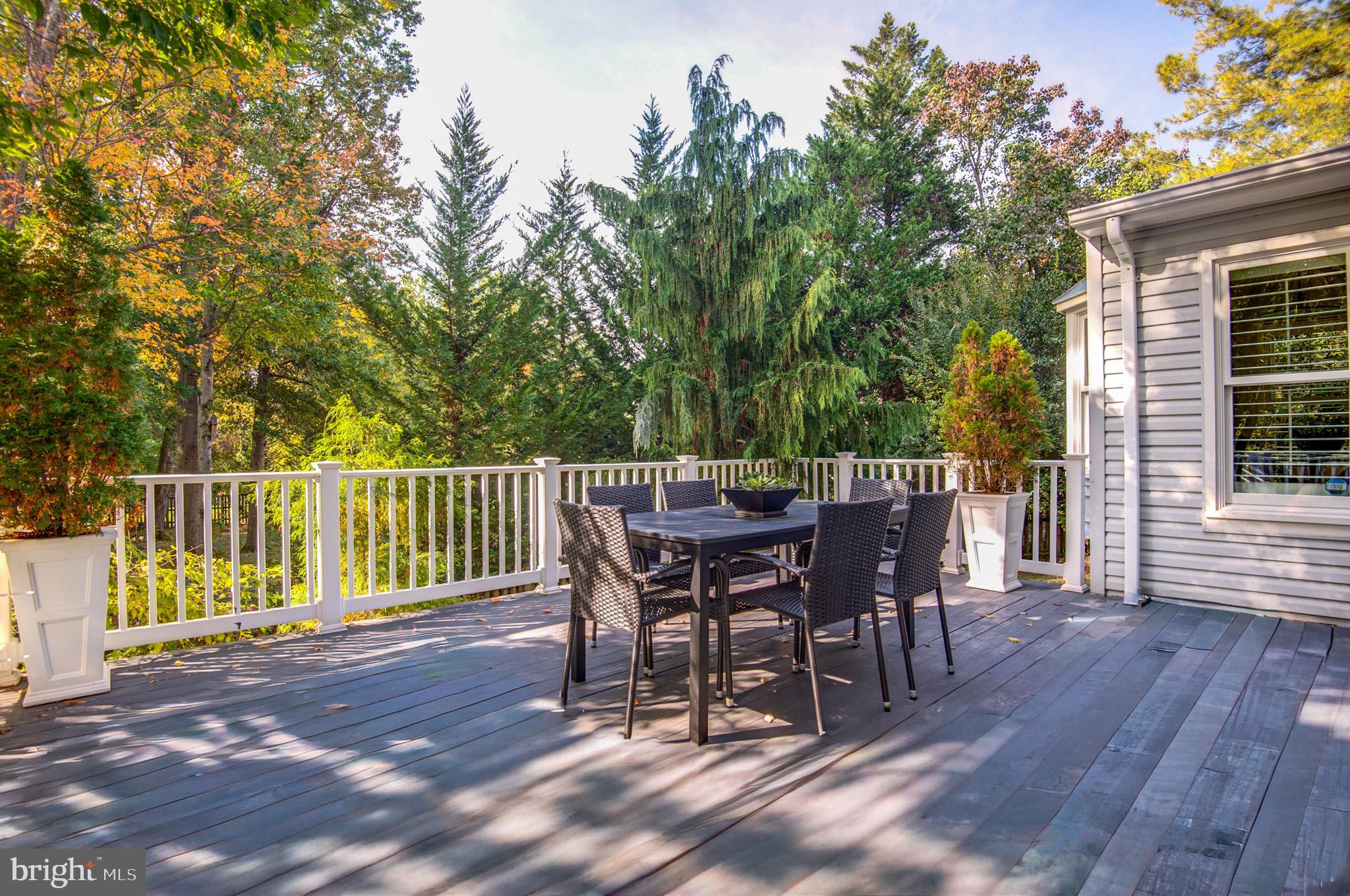 2131 ROBIN WAY COURT