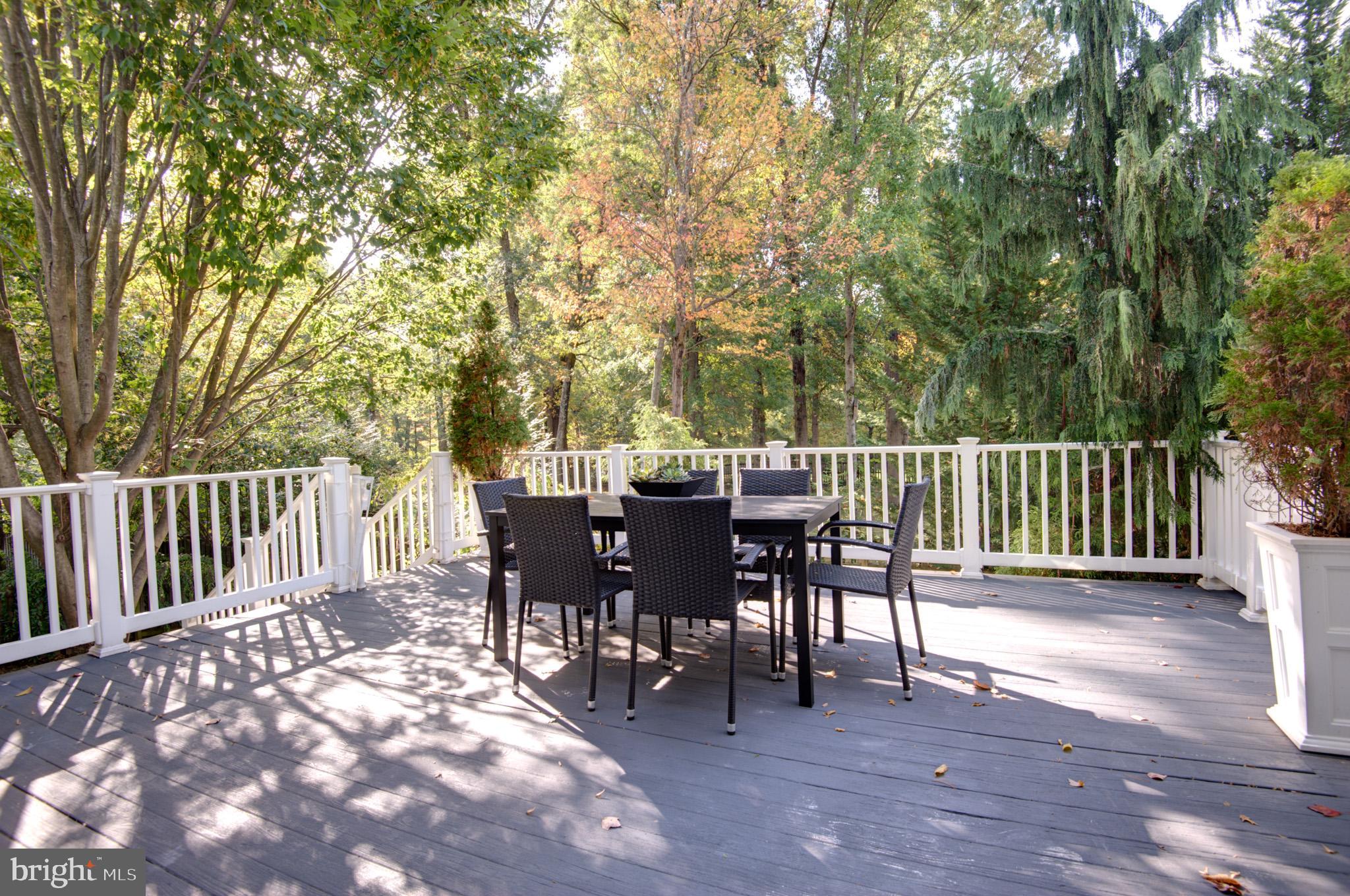 2131 ROBIN WAY COURT