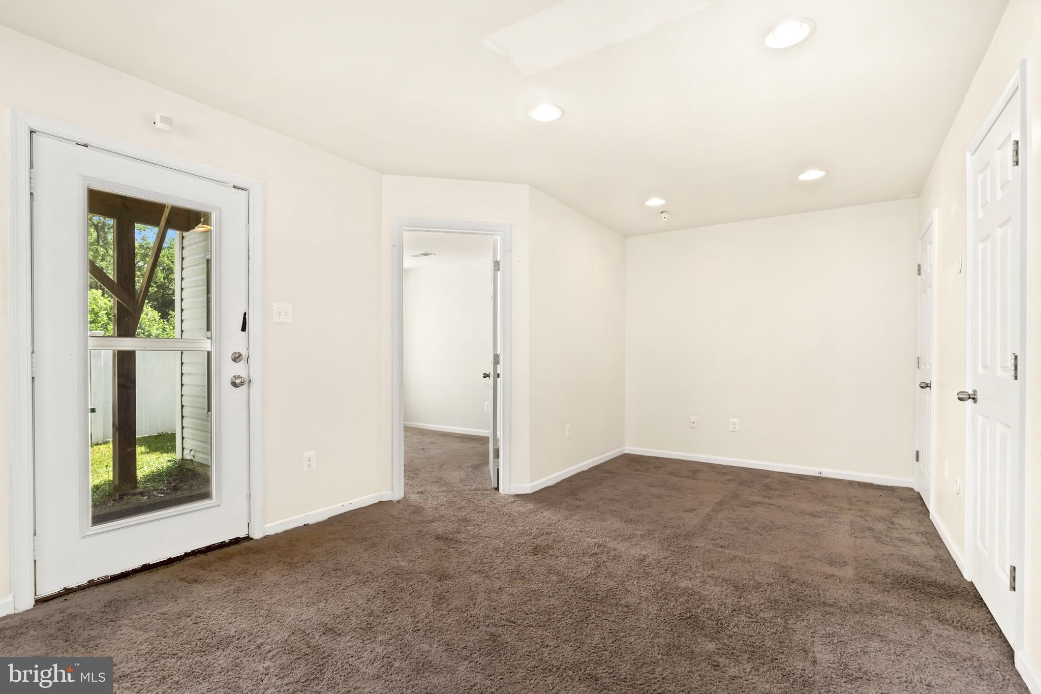 SMITH HOME FARM - Residential