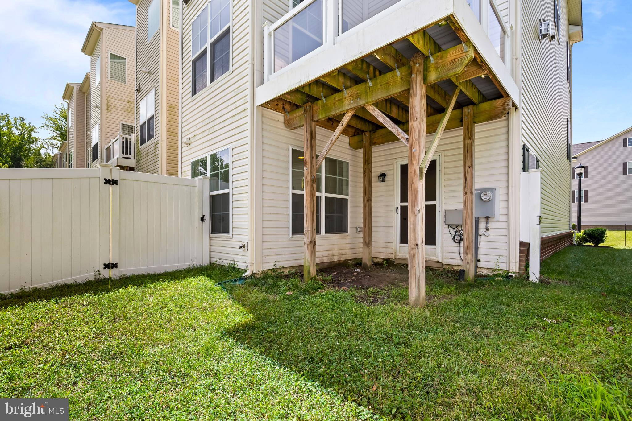 SMITH HOME FARM - Residential