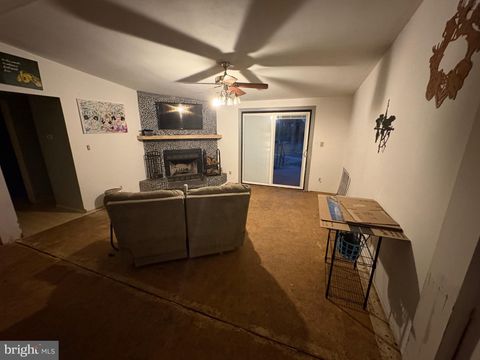 Homes For Sale - 824 Hawks Bridge Road<br/> SALEM, NJ 08079