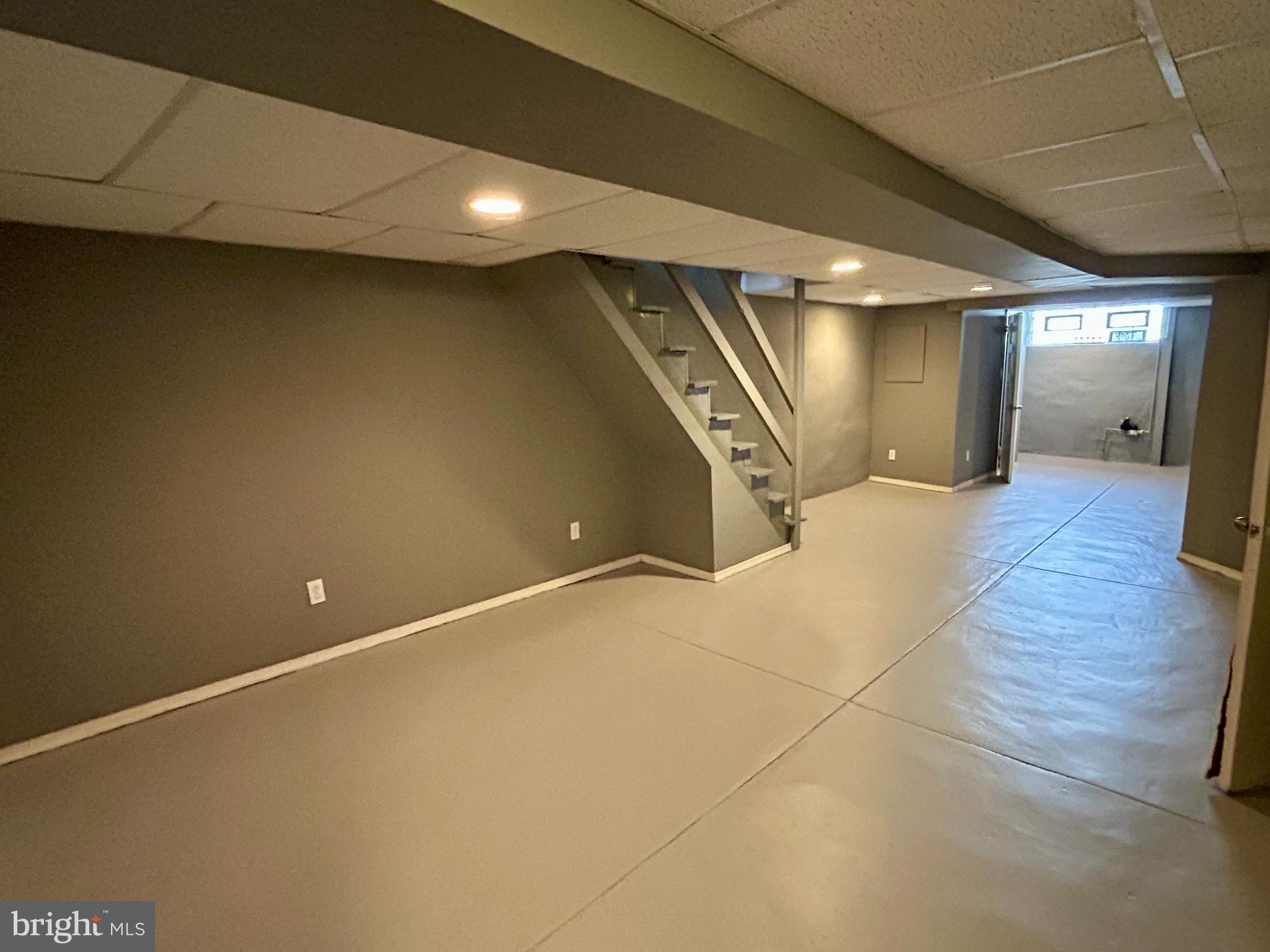 OGONTZ - Residential Lease