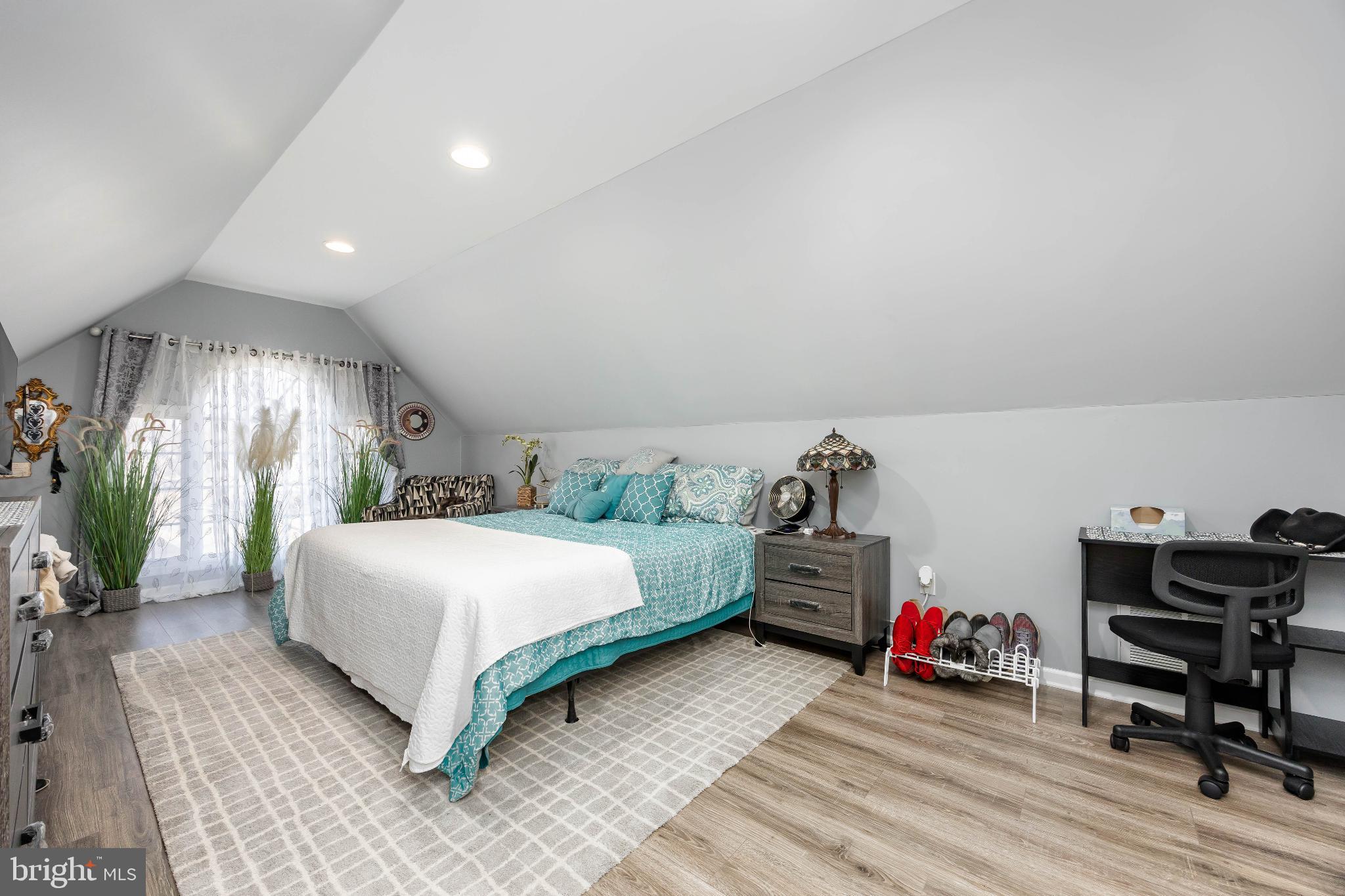 STEEPLECHASE - Residential